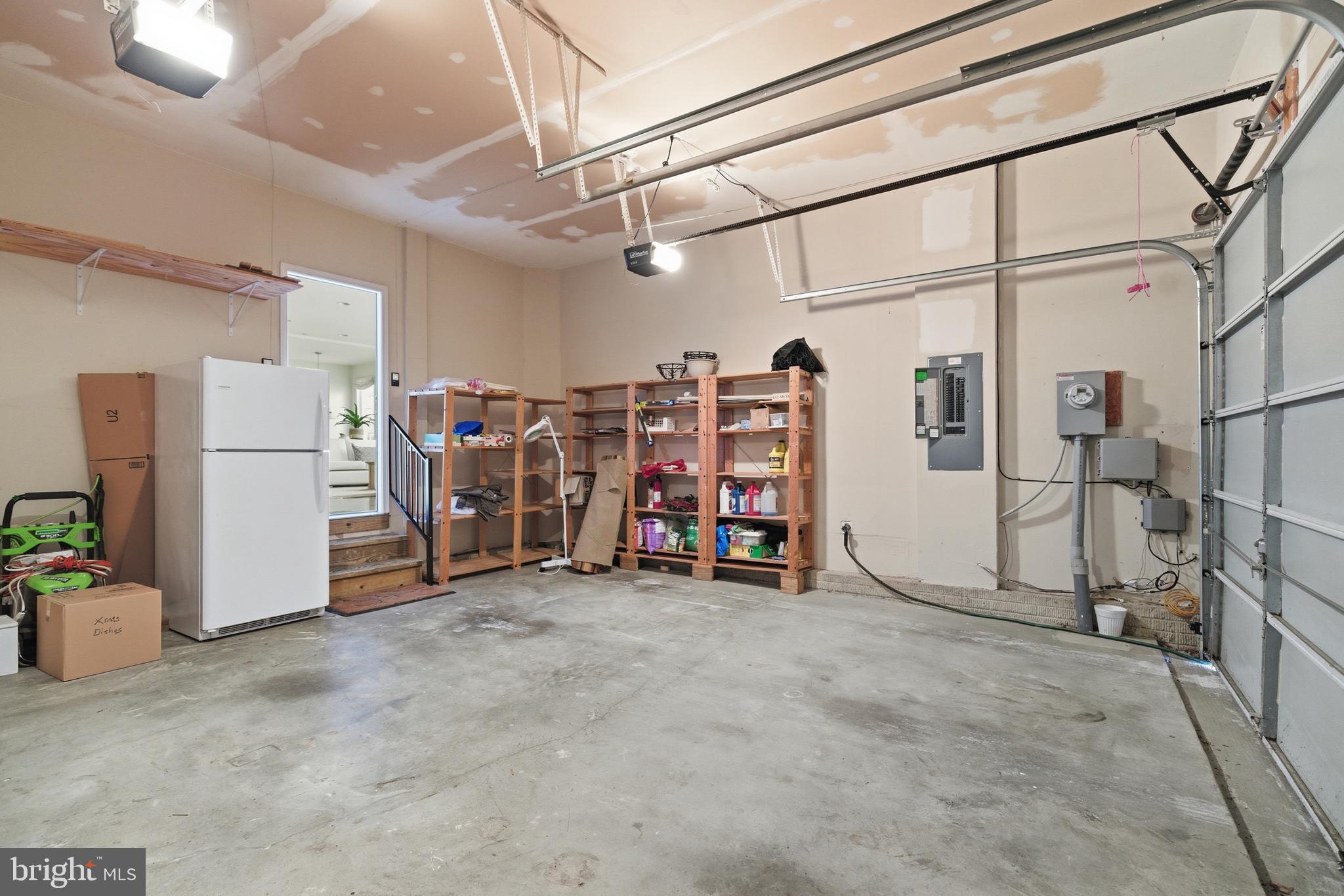 VILLAS AT SNOWDEN OVERLOOK - Residential