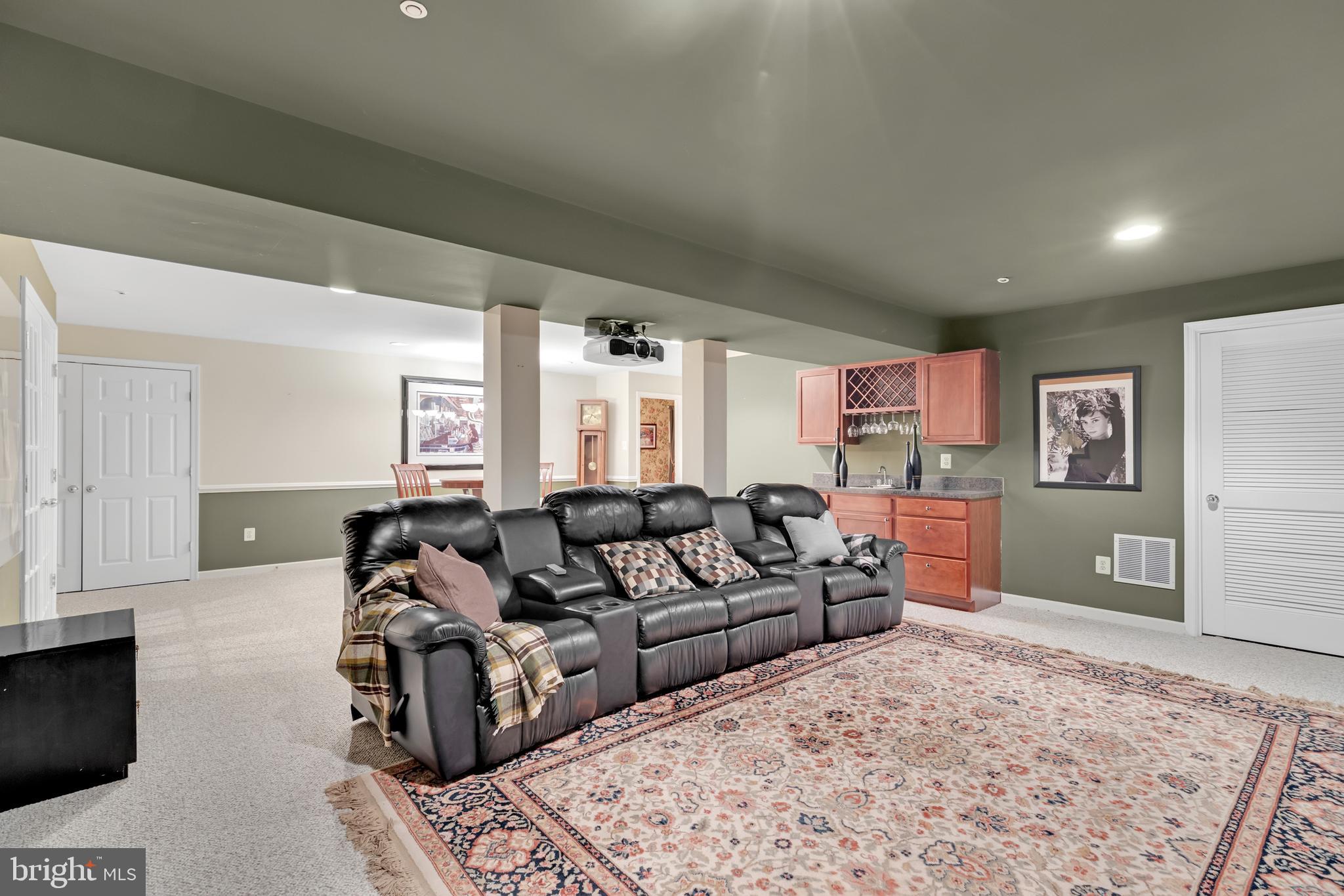 VILLAS AT SNOWDEN OVERLOOK - Residential