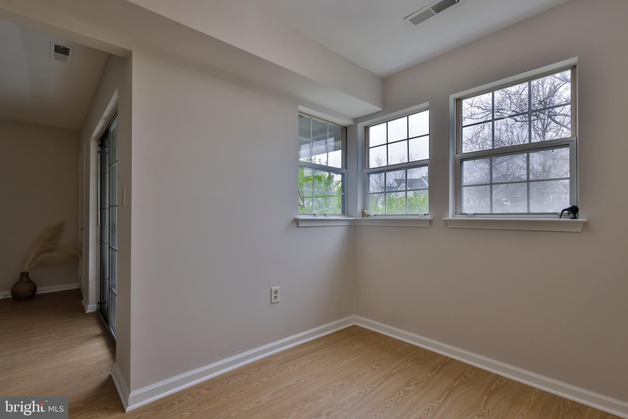 MONTGOMERY RUN - Residential