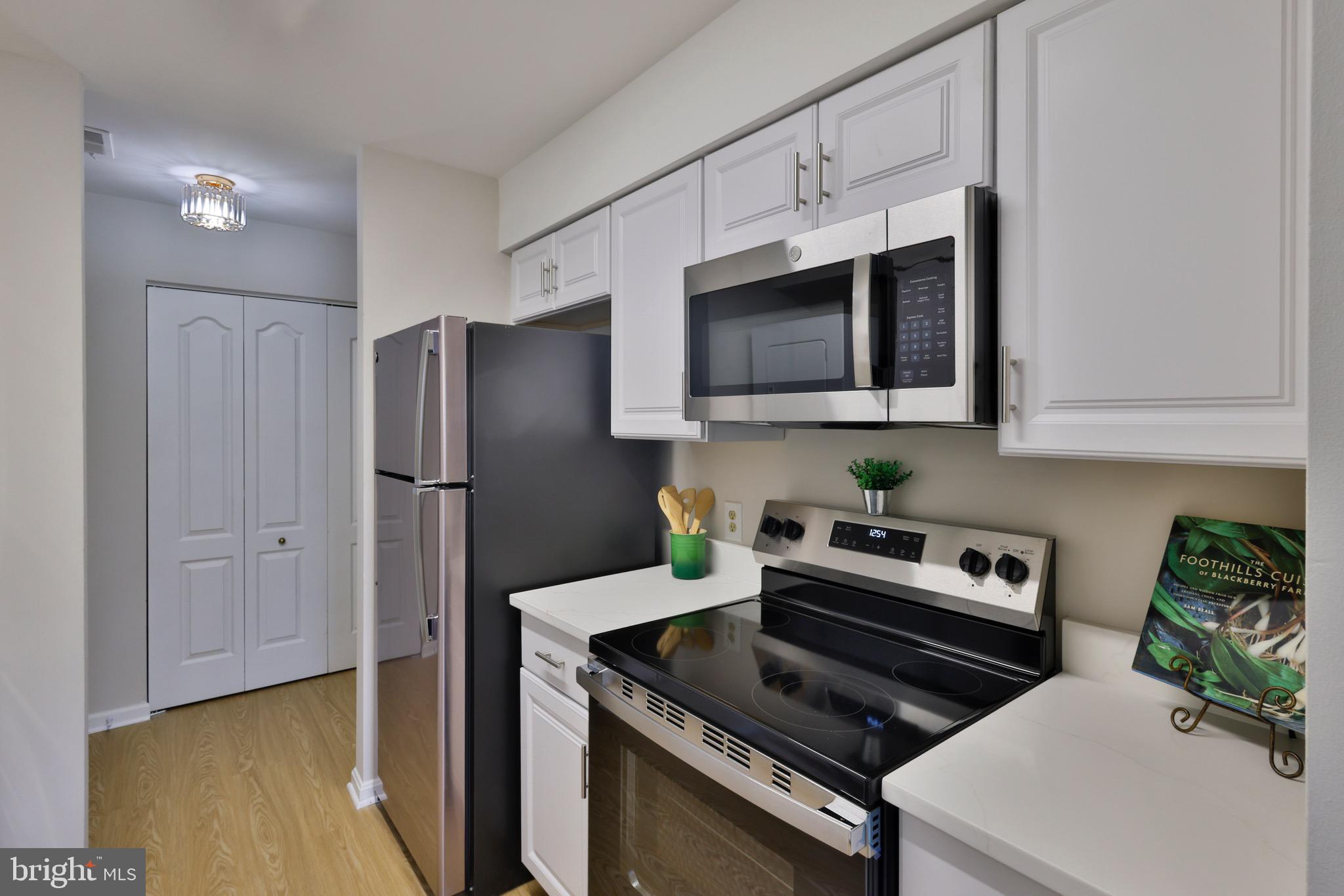 MONTGOMERY RUN - Residential