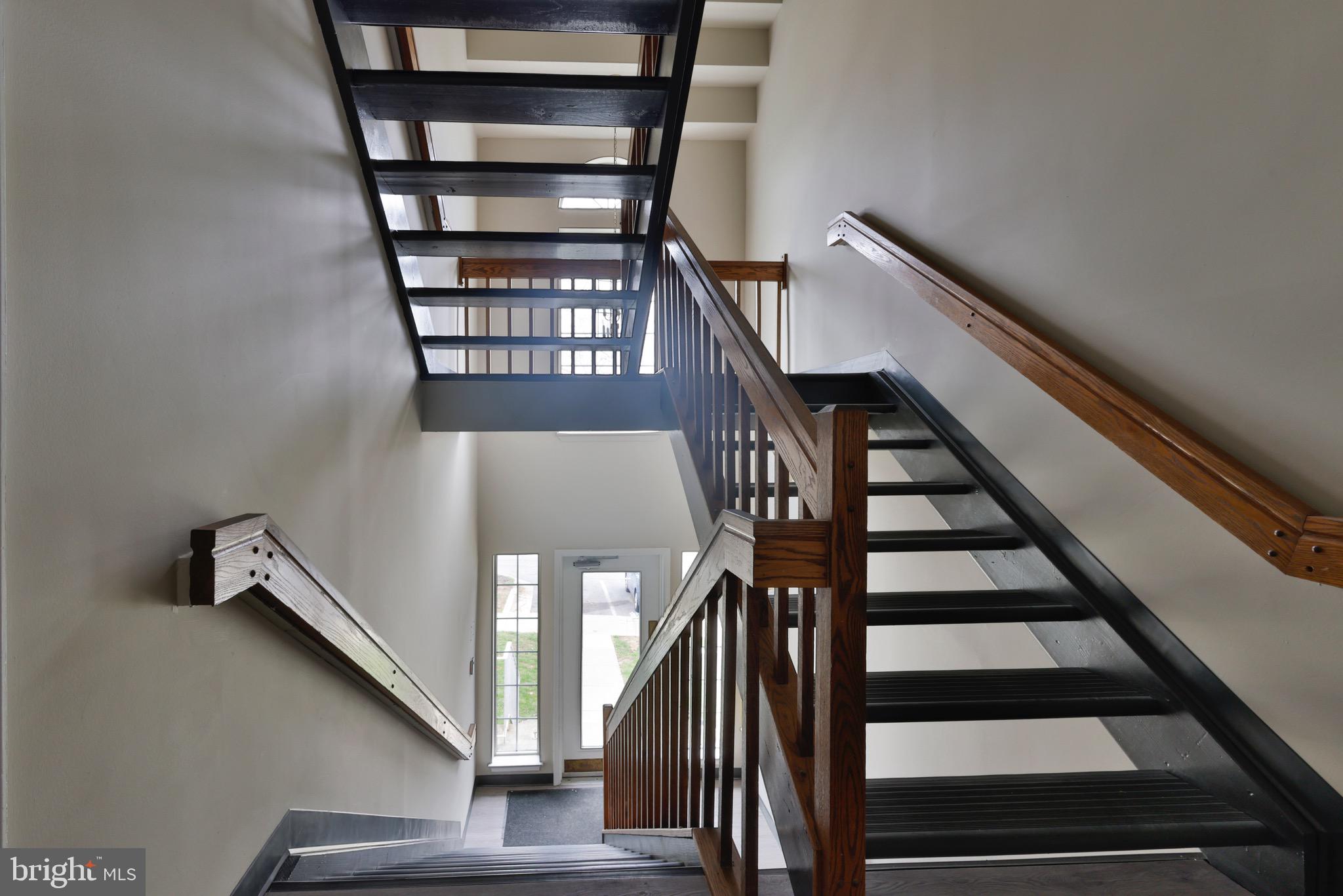 MONTGOMERY RUN - Residential