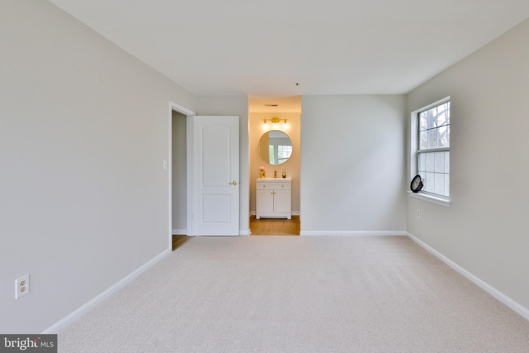 MONTGOMERY RUN - Residential