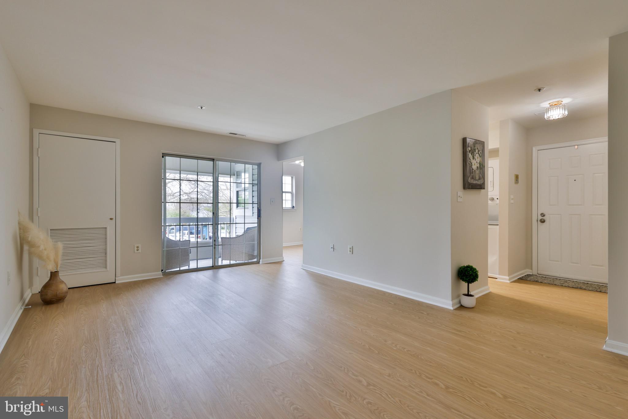 MONTGOMERY RUN - Residential