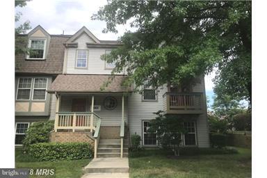 Rarely available, top floor, end unit, move in ready. Only one unit per building, 2BR/1BA unit features a spacious, open floor plan with vaulted ceilings, 2 skylights & 2 balconies. Pre-wired for surround sound, cable ready in MBR & BA, ceiling fans, closet organizers, crown molding, travertine tile, ss appliances, touch facet in kitchen & much more.