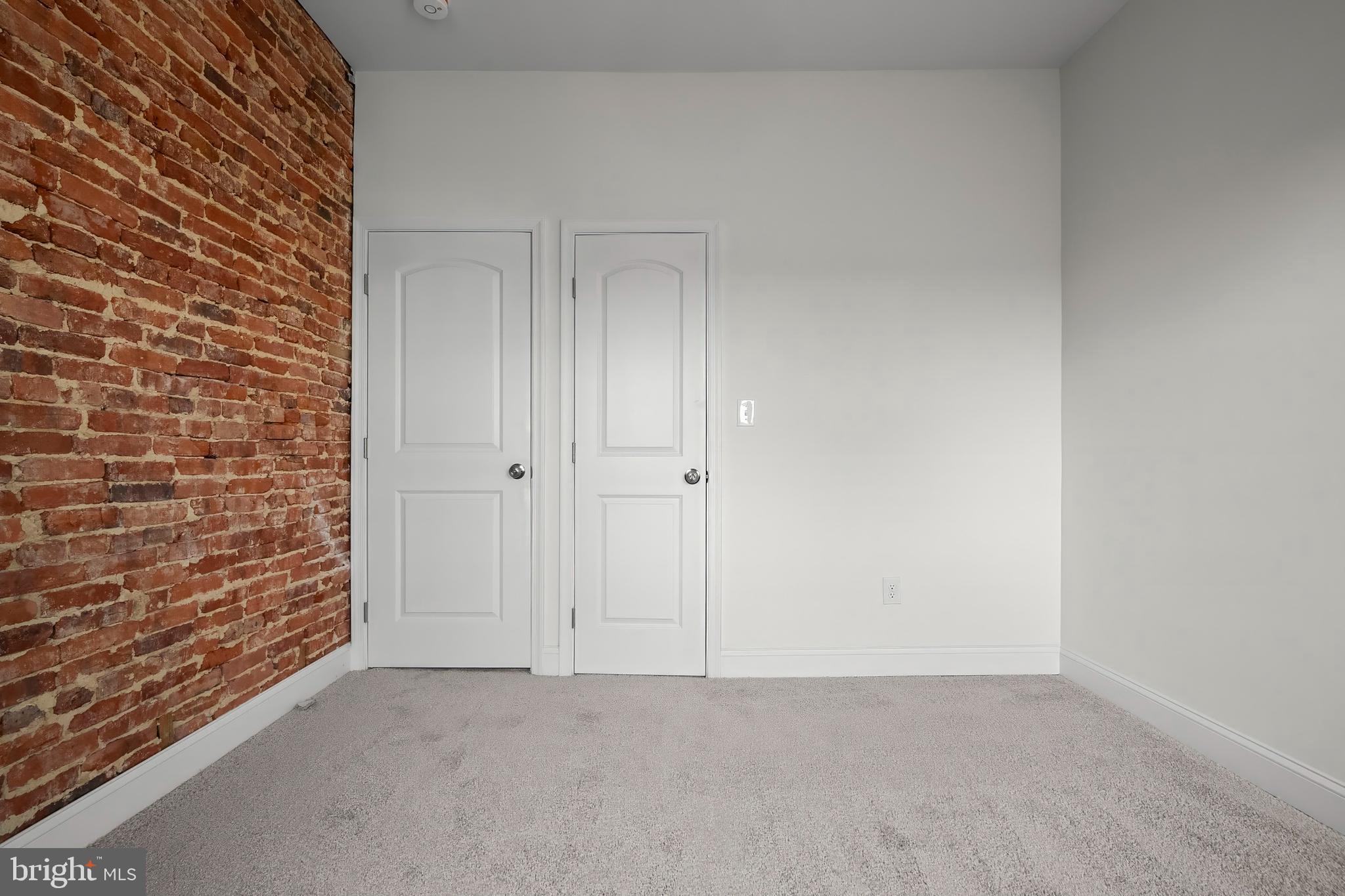 EAST BALTIMORE MIDWAY - Residential