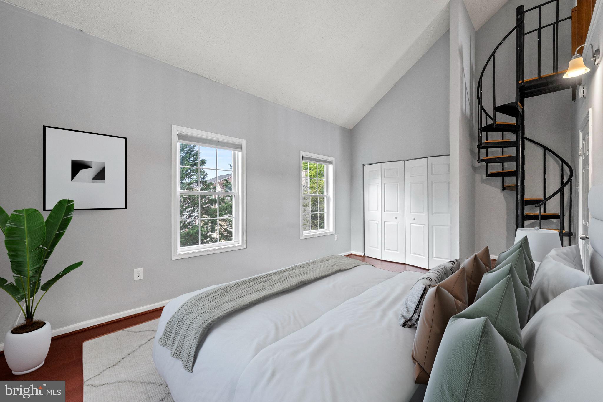 GREEN OAK TOWNES - Residential