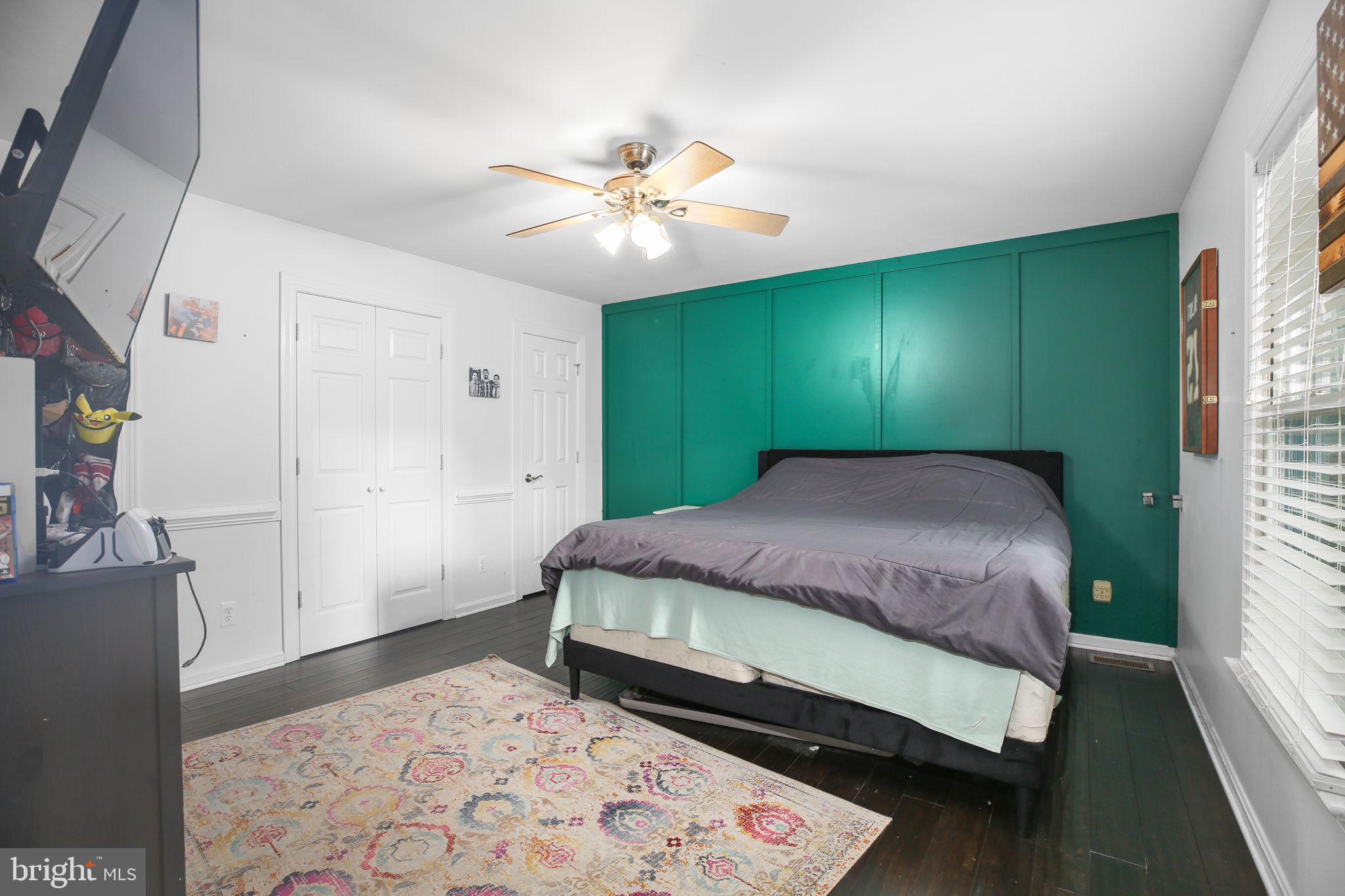 LAKE WILDERNESS - Residential