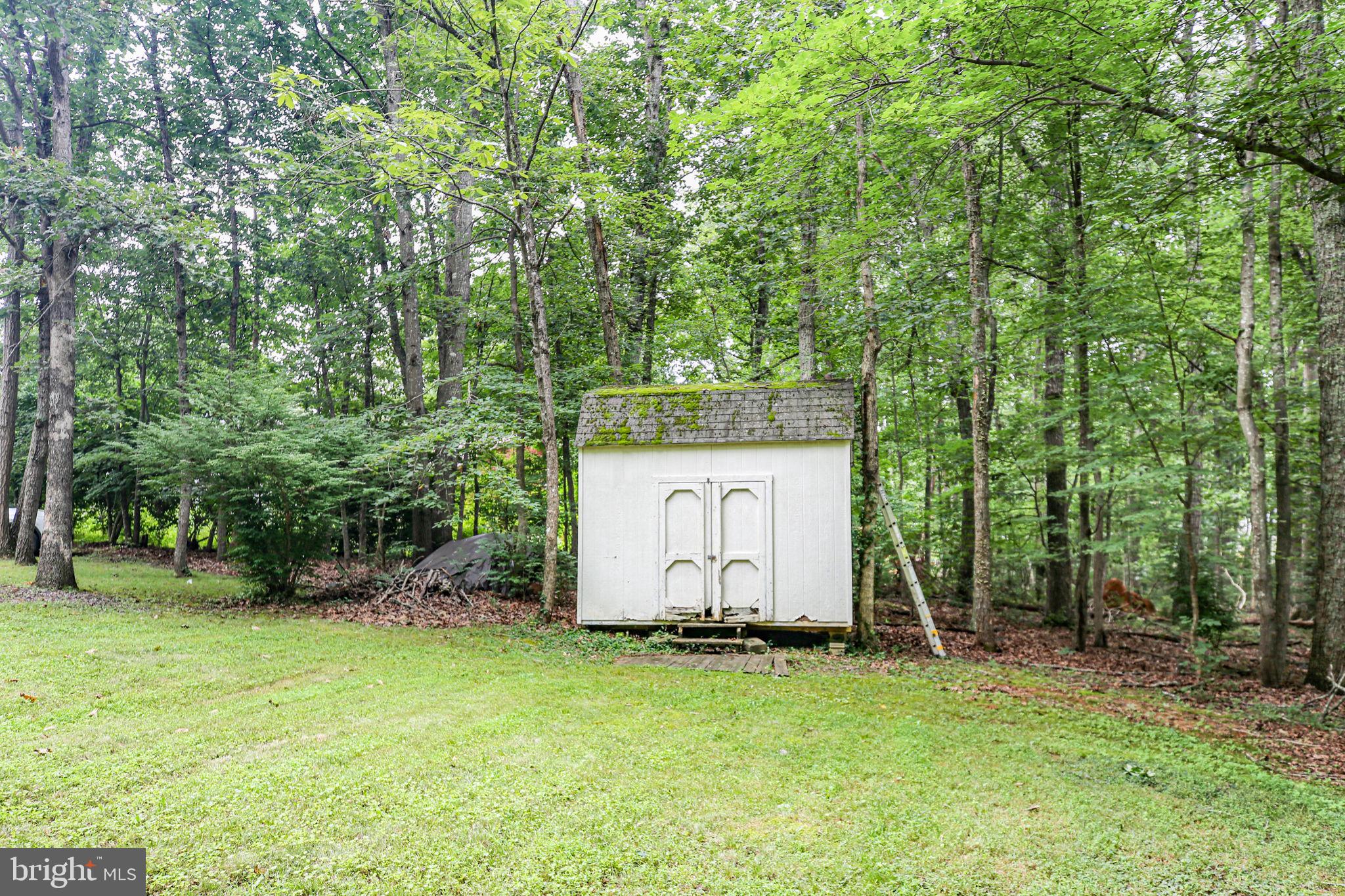 LAKE WILDERNESS - Residential