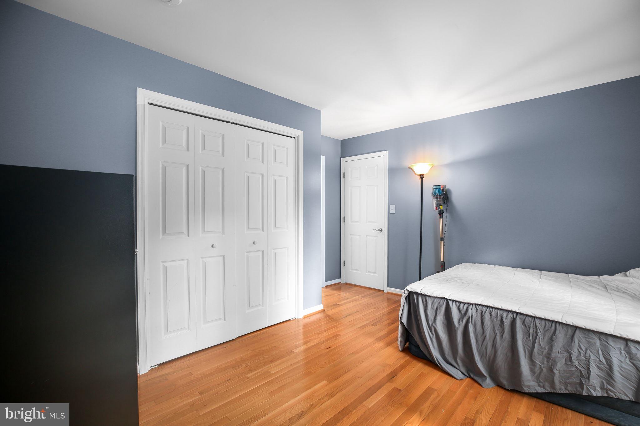 LAKE WILDERNESS - Residential