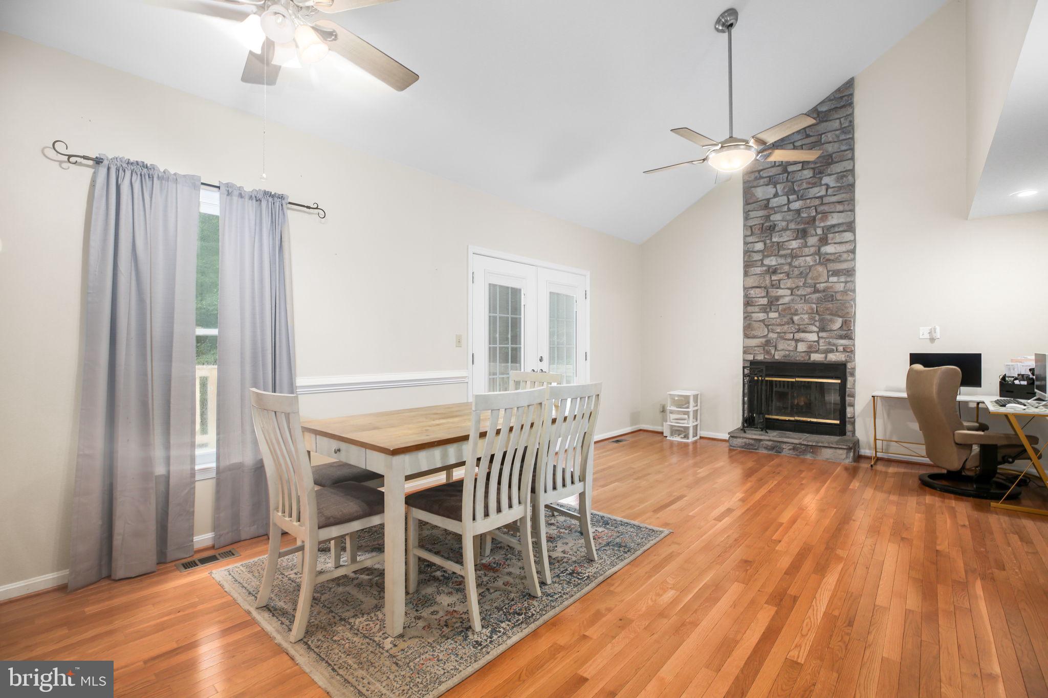 LAKE WILDERNESS - Residential