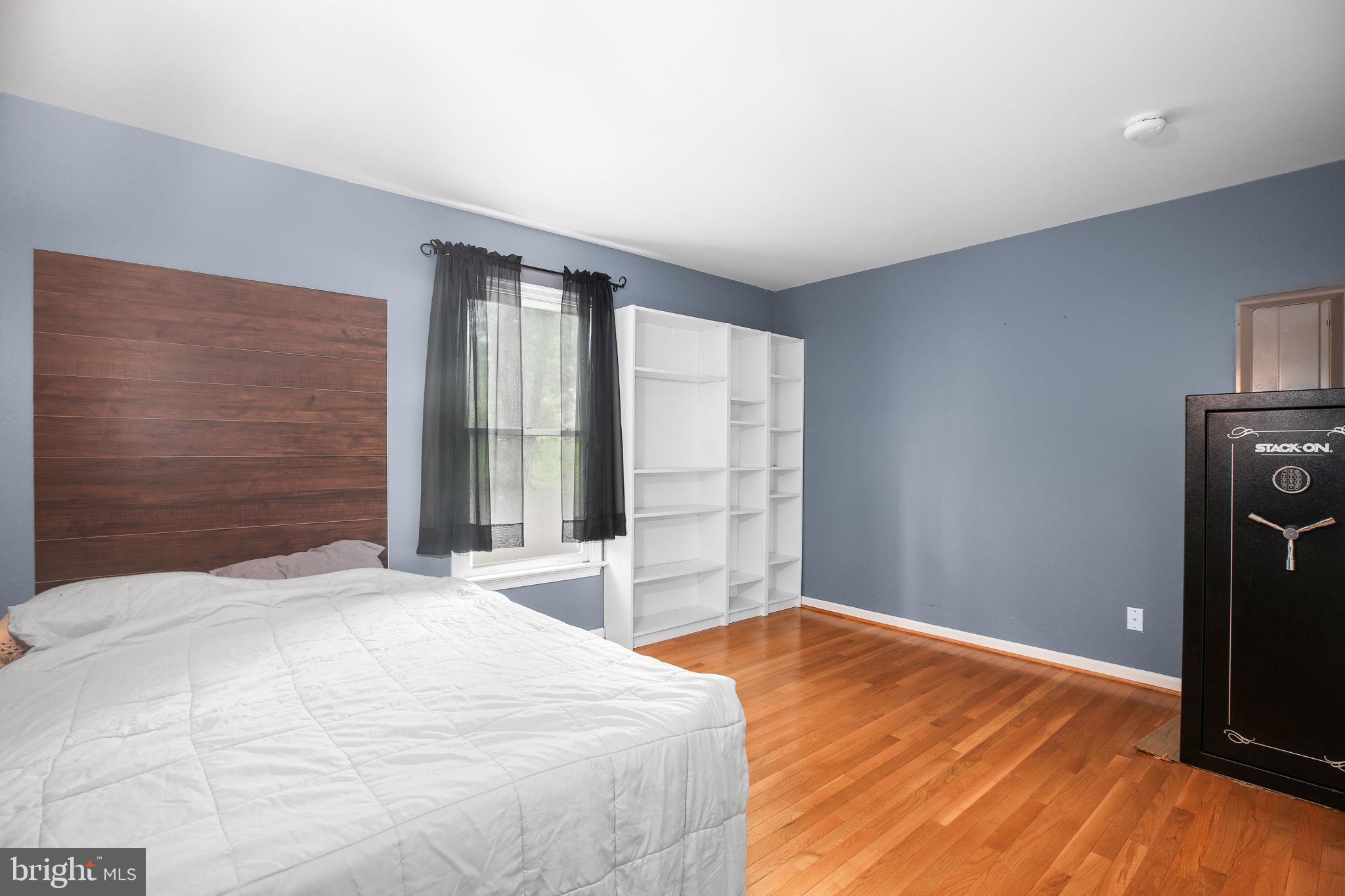 LAKE WILDERNESS - Residential