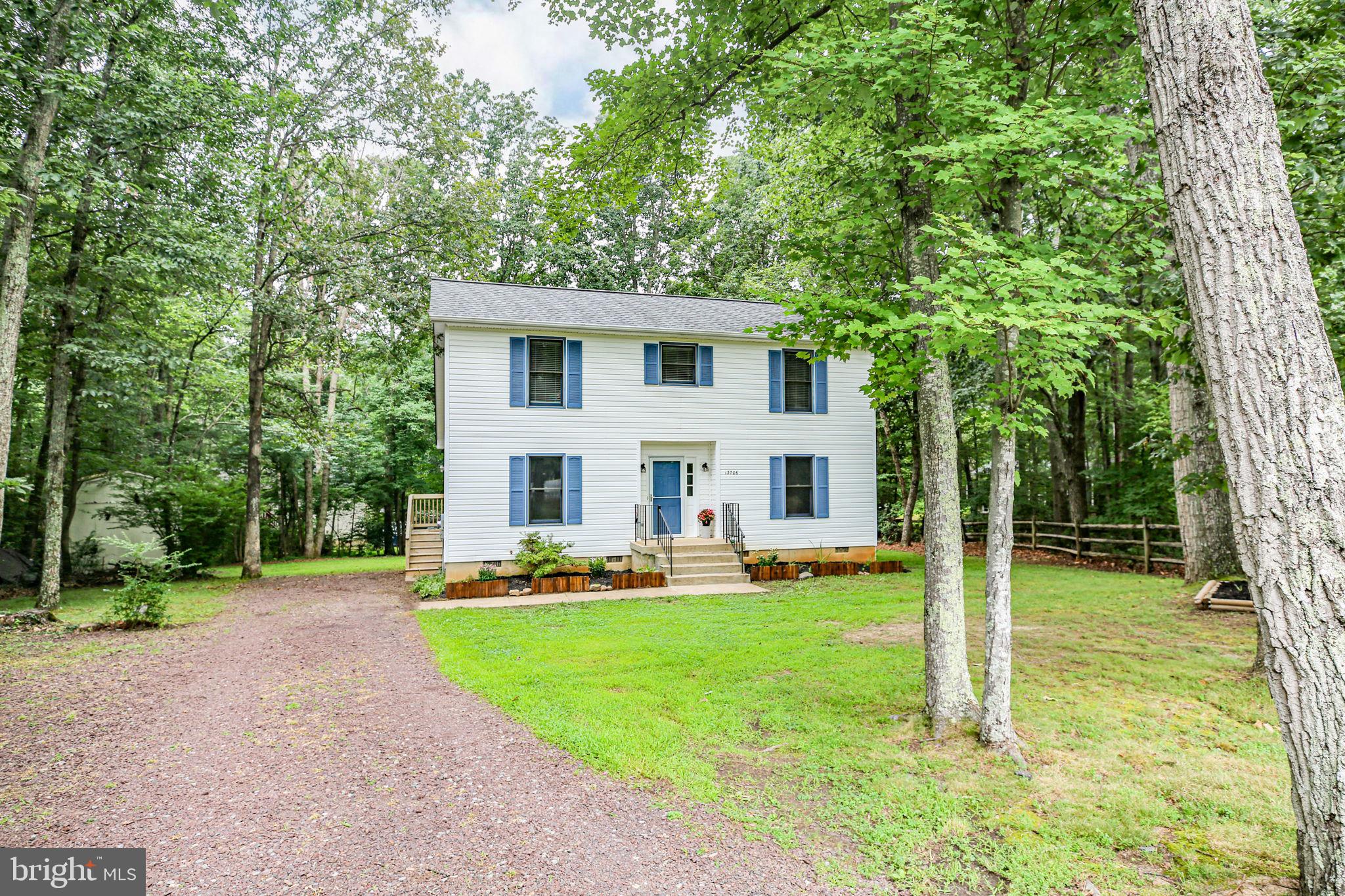 LAKE WILDERNESS - Residential