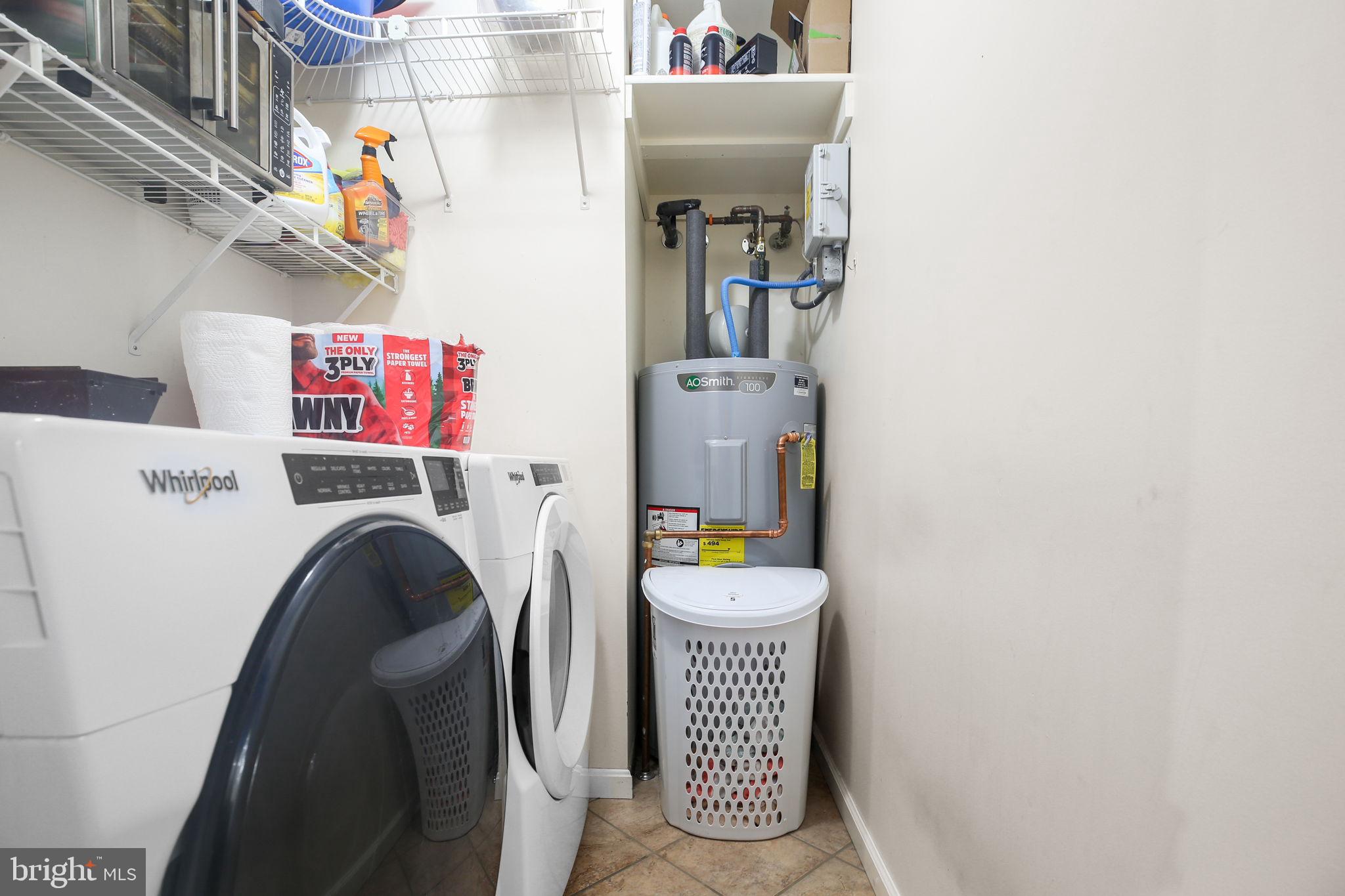 LAKE WILDERNESS - Residential