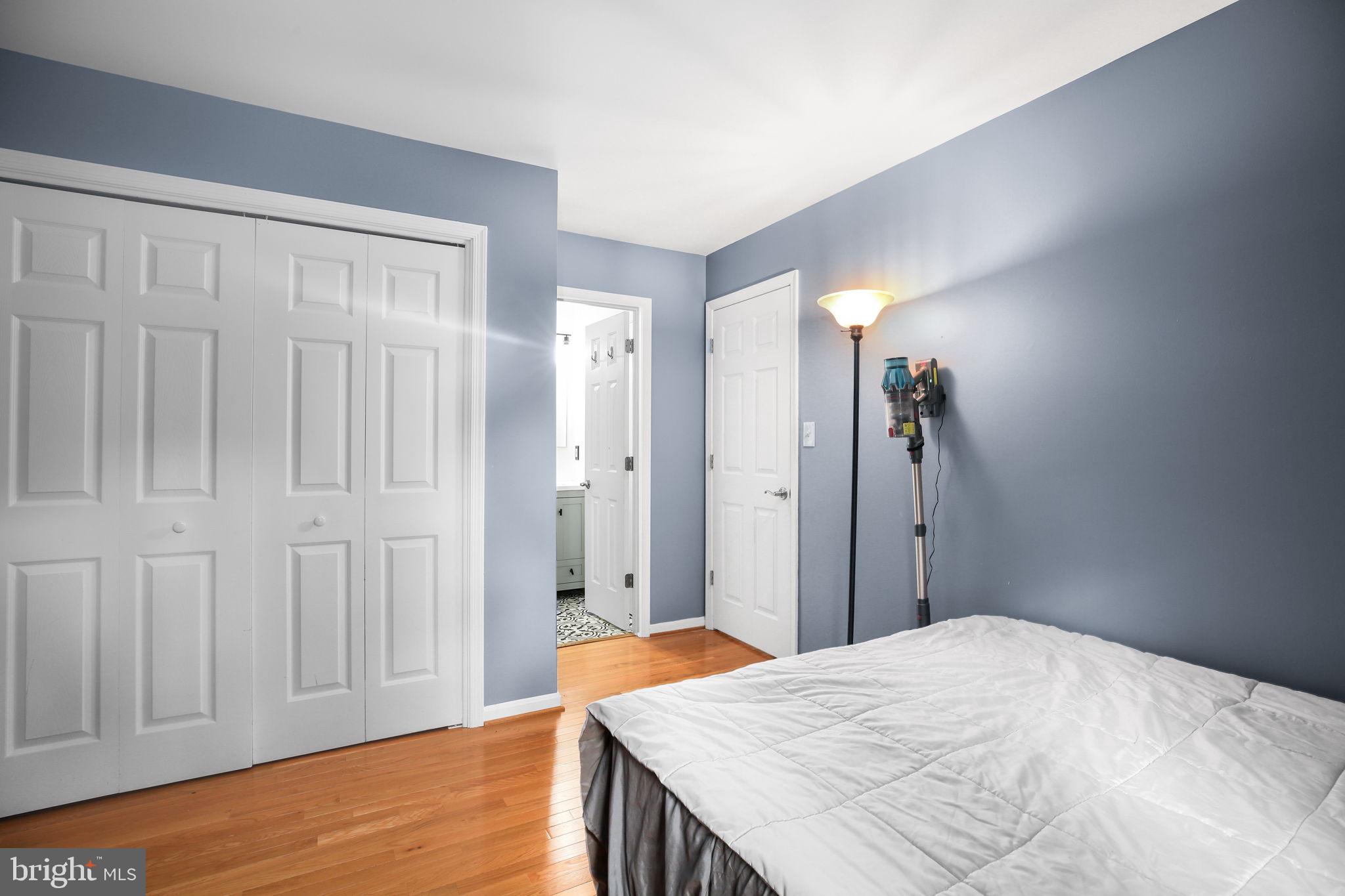 LAKE WILDERNESS - Residential