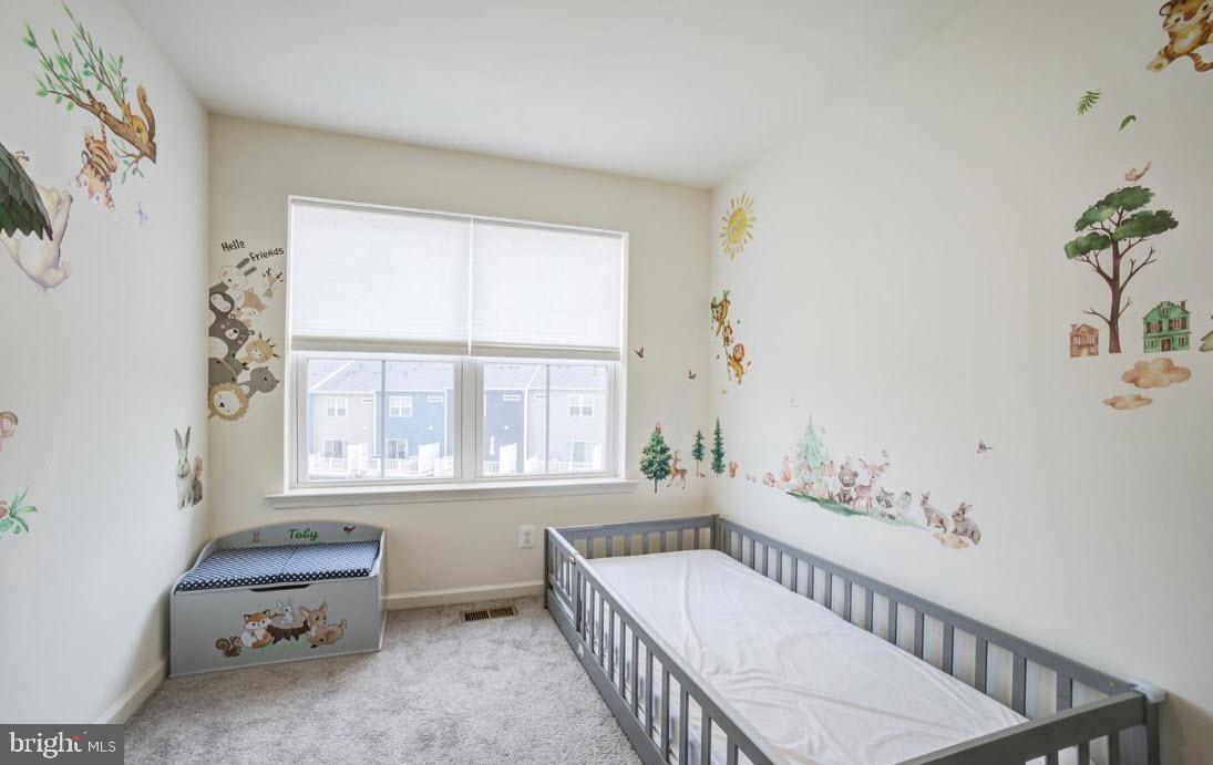 THE RIDGES - Residential Lease