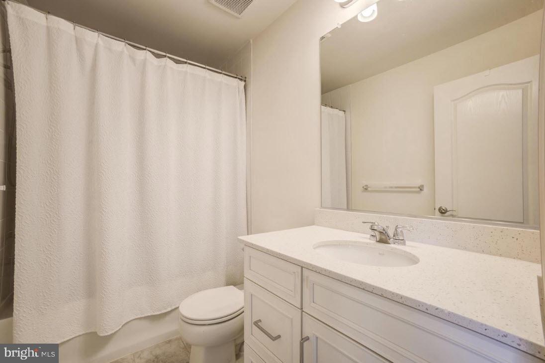 THE RIDGES - Residential Lease