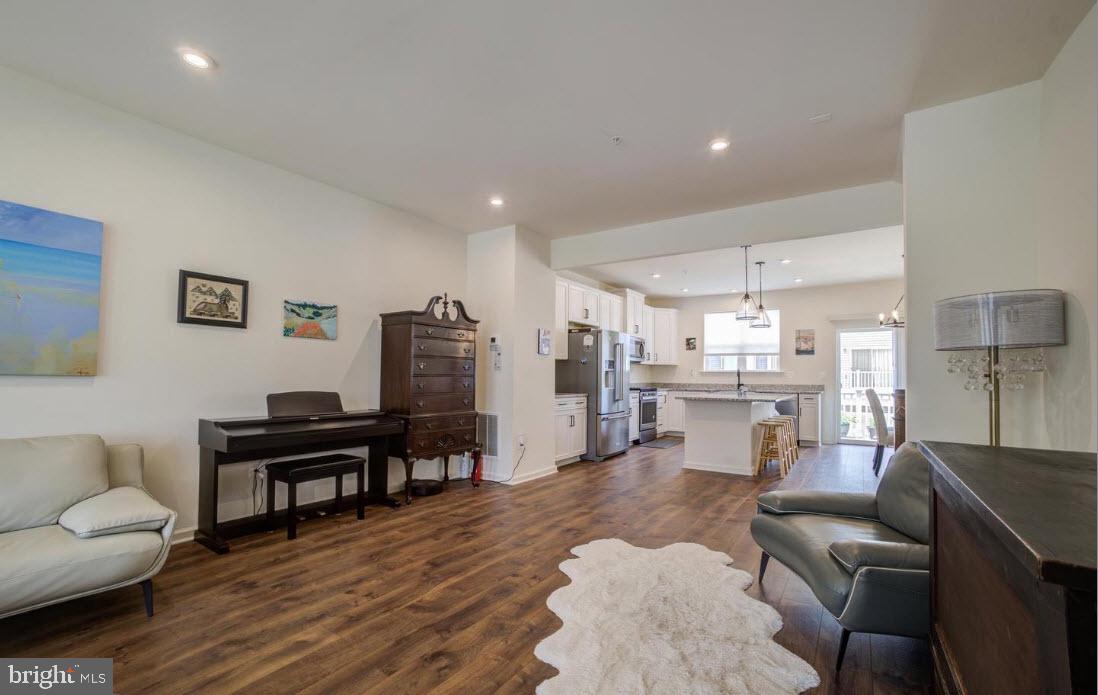 THE RIDGES - Residential Lease