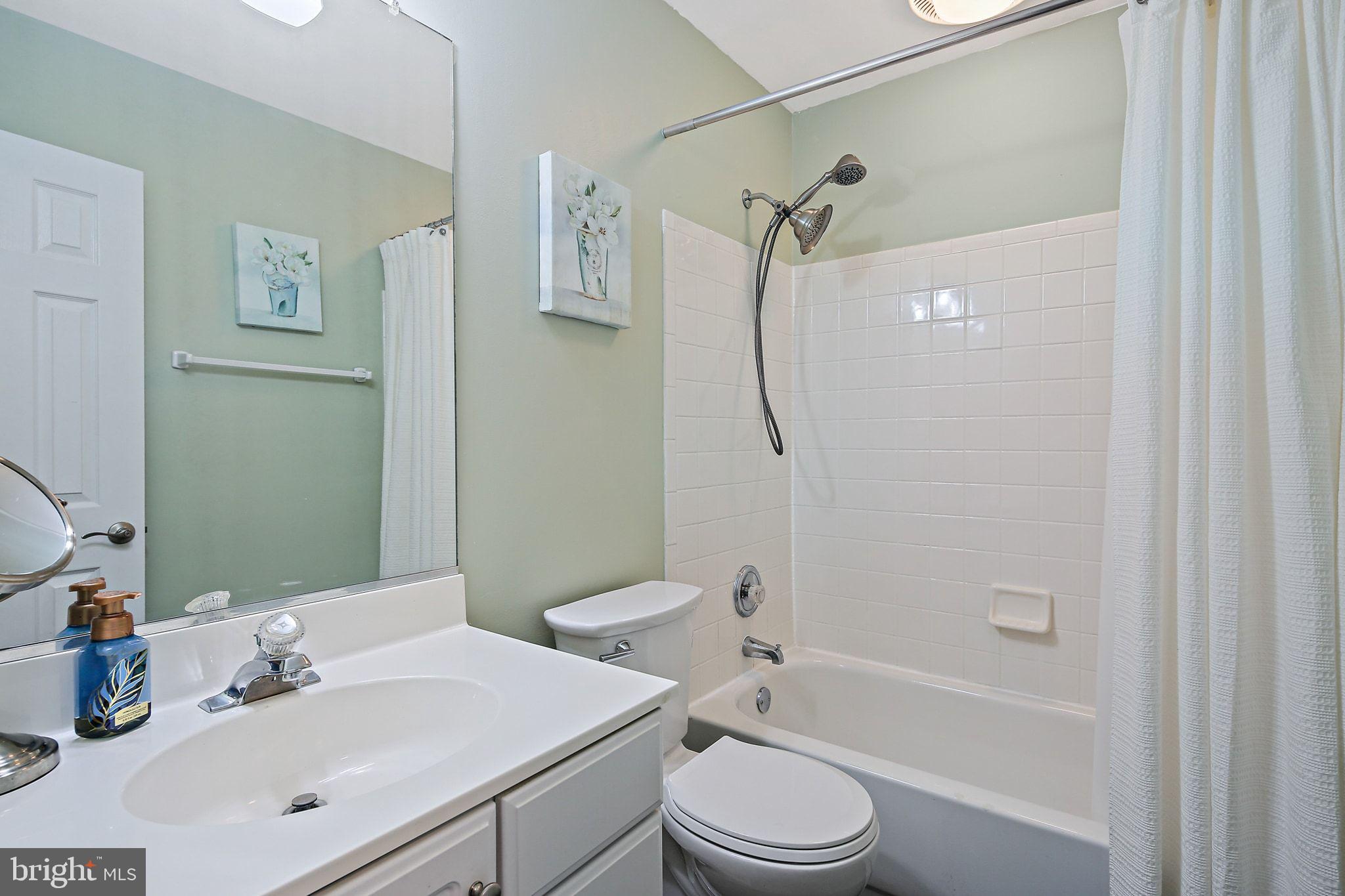 BRIGHTFIELD FARMS - Residential