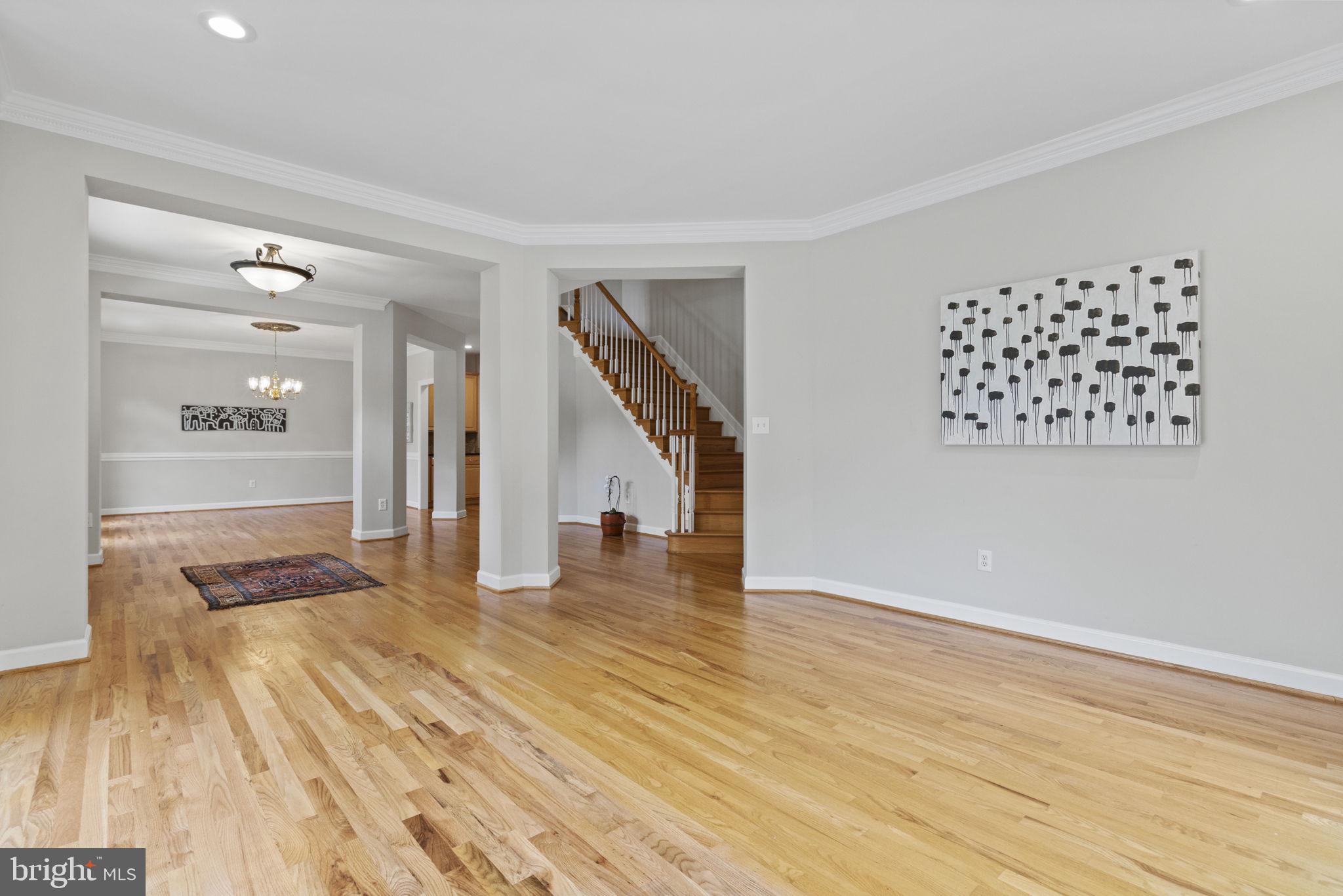 POTOMAC OUTSIDE - Residential