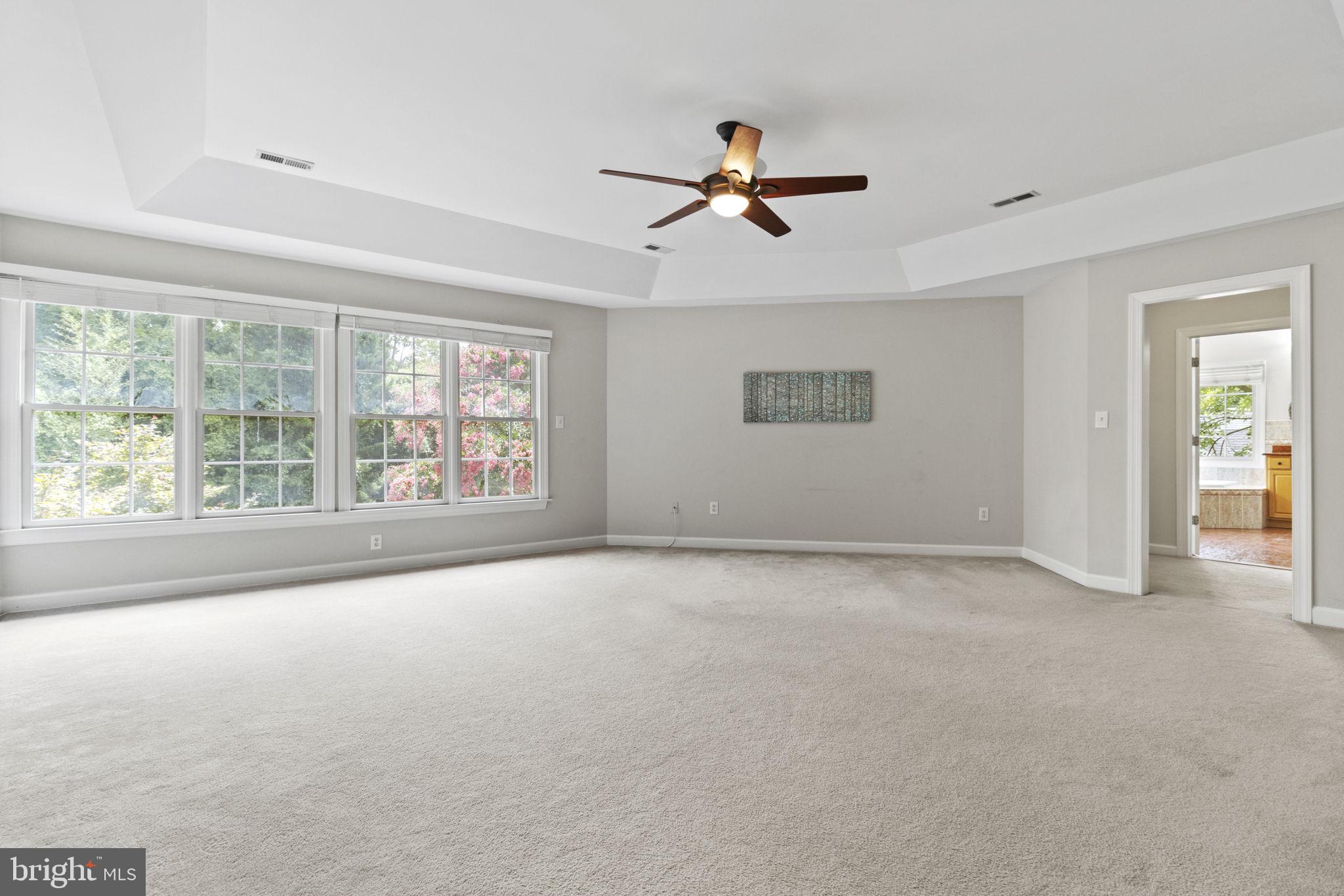 POTOMAC OUTSIDE - Residential