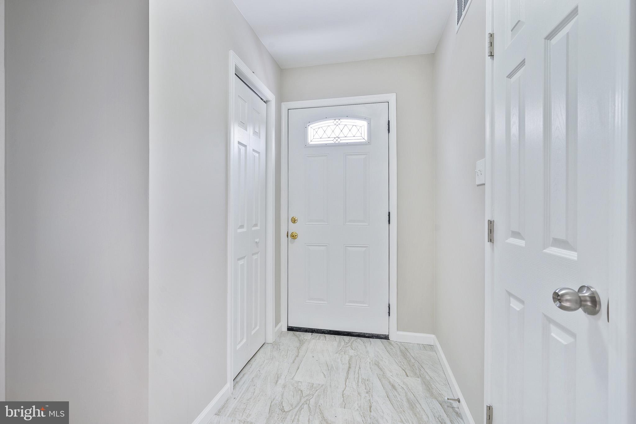 SOUTHGATE WOODS TOWNHOUSES - Residential