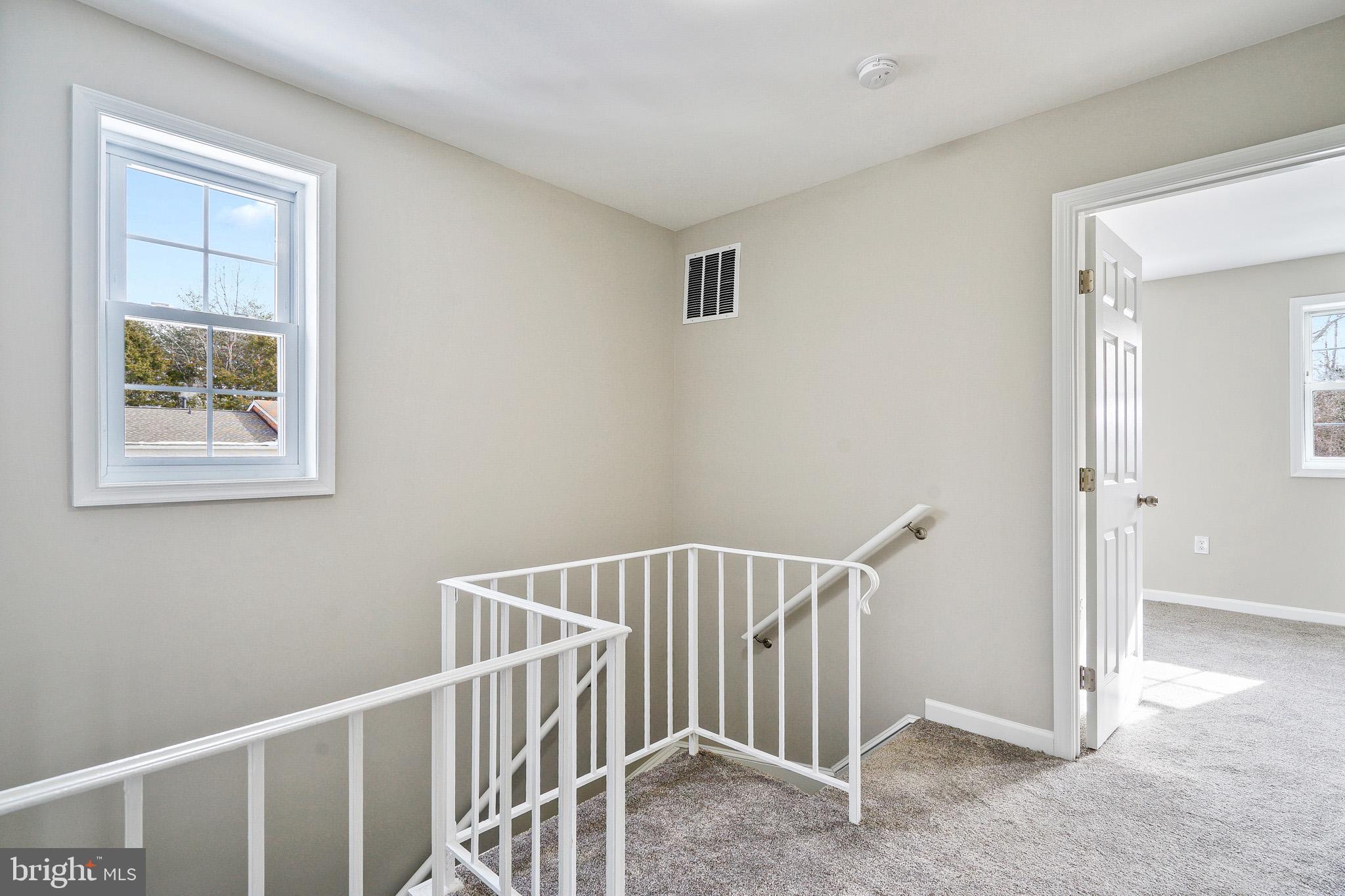 SOUTHGATE WOODS TOWNHOUSES - Residential