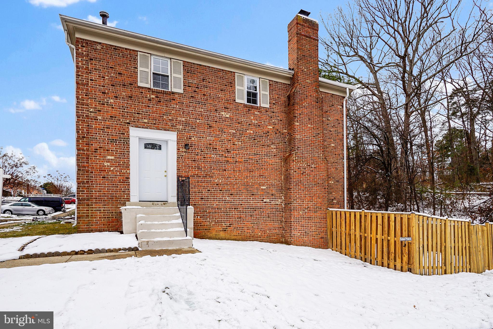 SOUTHGATE WOODS TOWNHOUSES - Residential