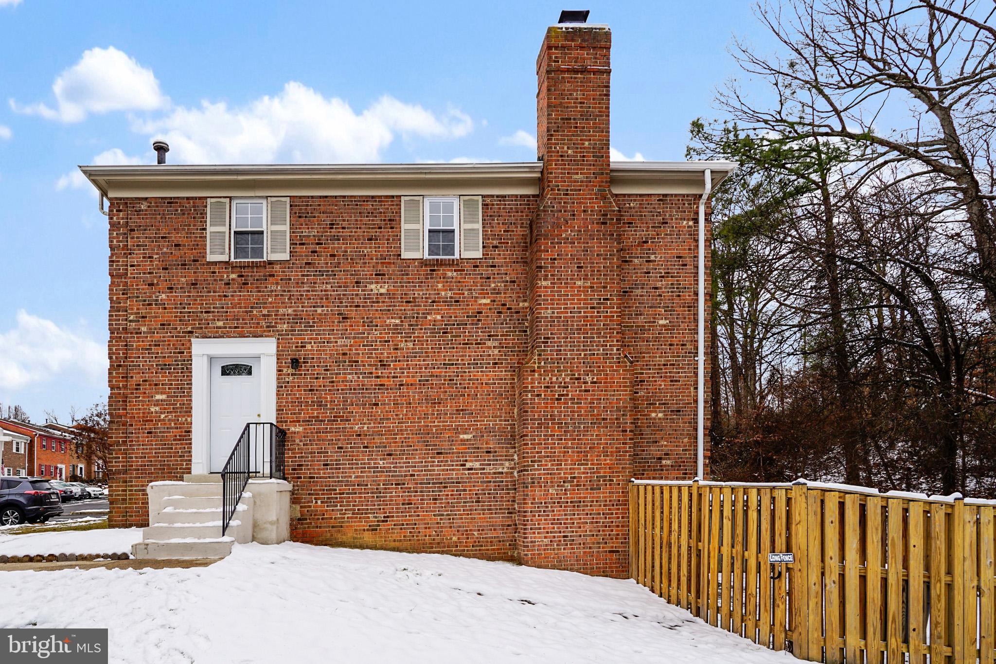SOUTHGATE WOODS TOWNHOUSES - Residential