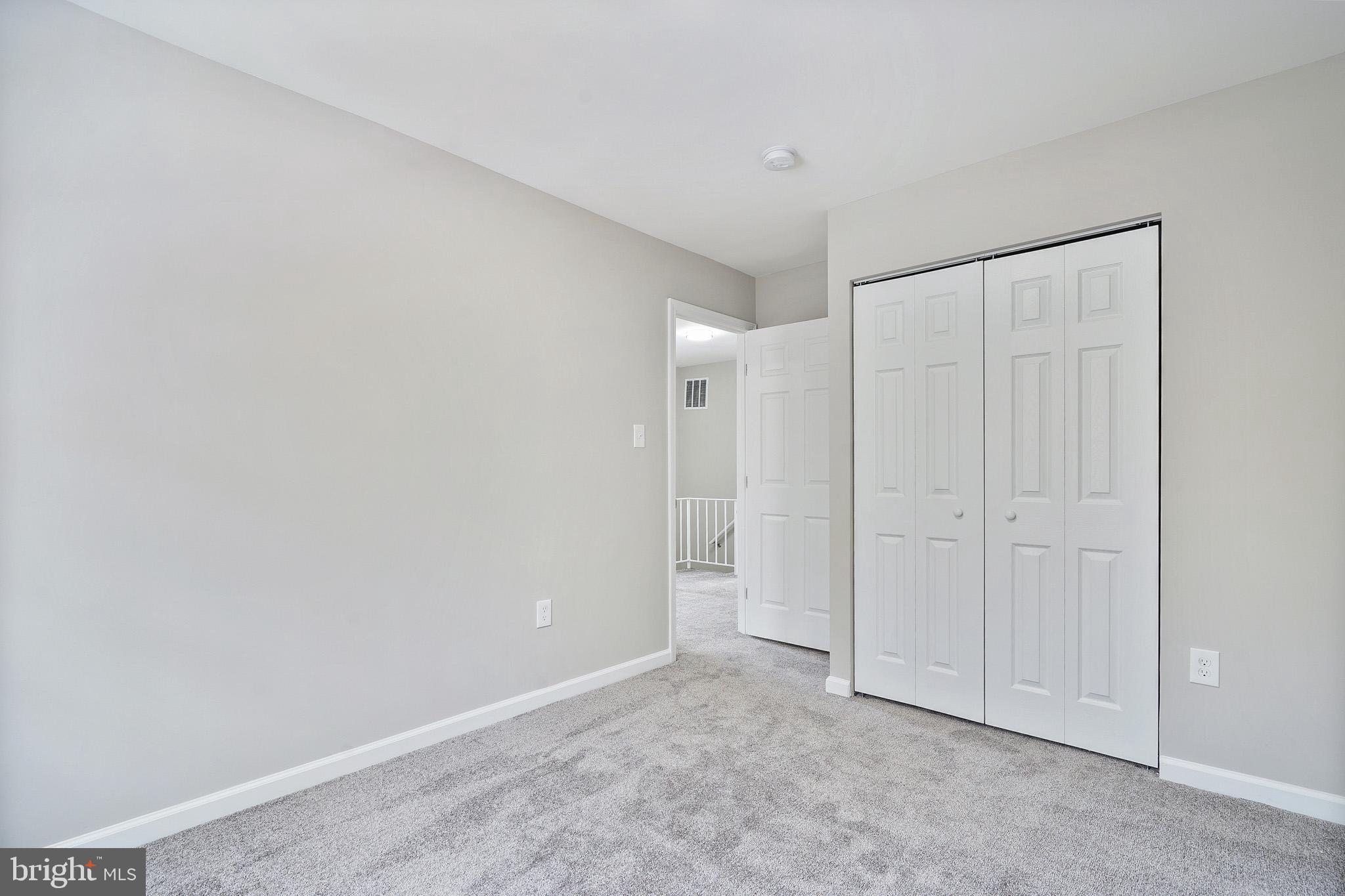 SOUTHGATE WOODS TOWNHOUSES - Residential