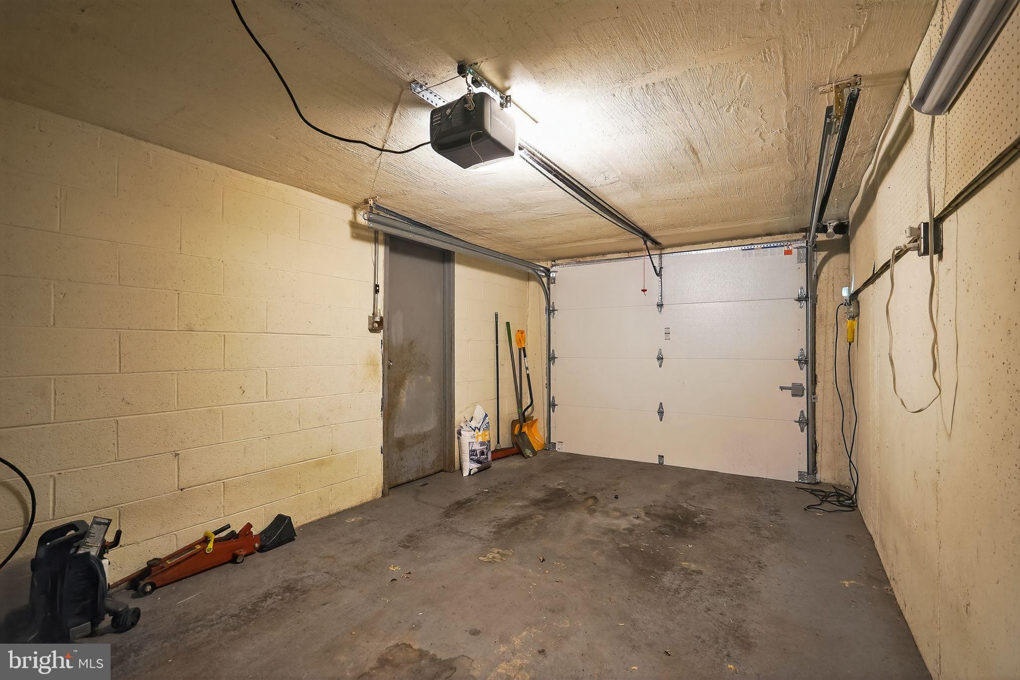 TOBY FARMS - Residential