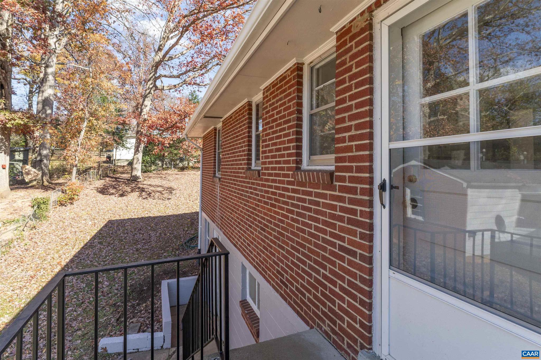 LOCUST GROVE - Residential