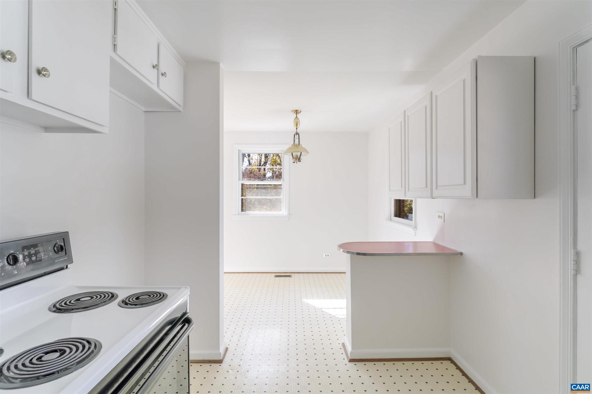 LOCUST GROVE - Residential