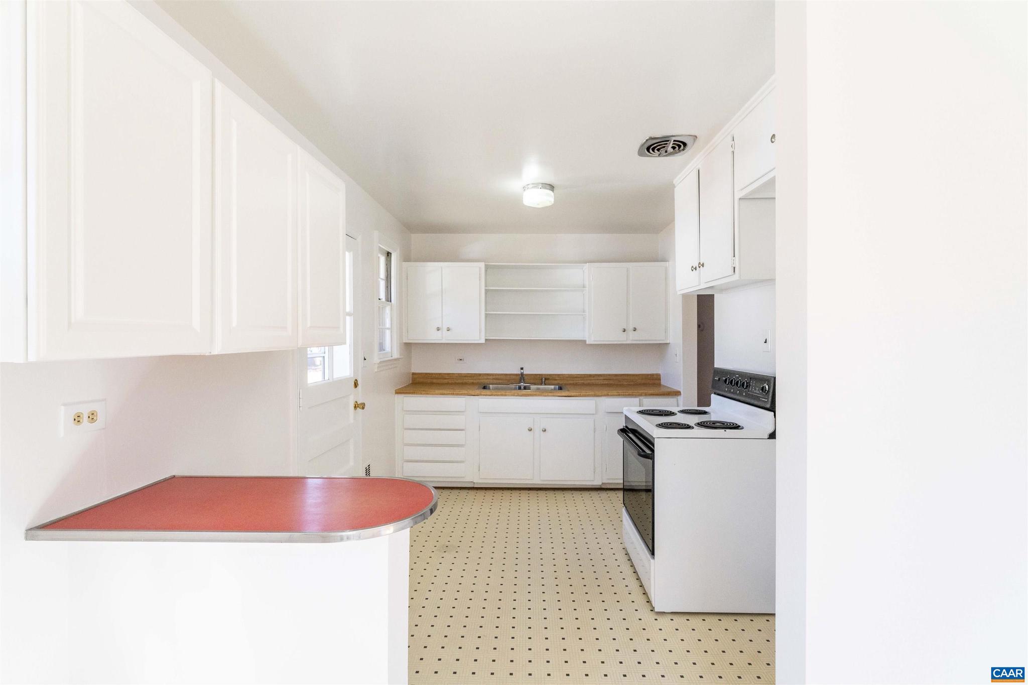 LOCUST GROVE - Residential