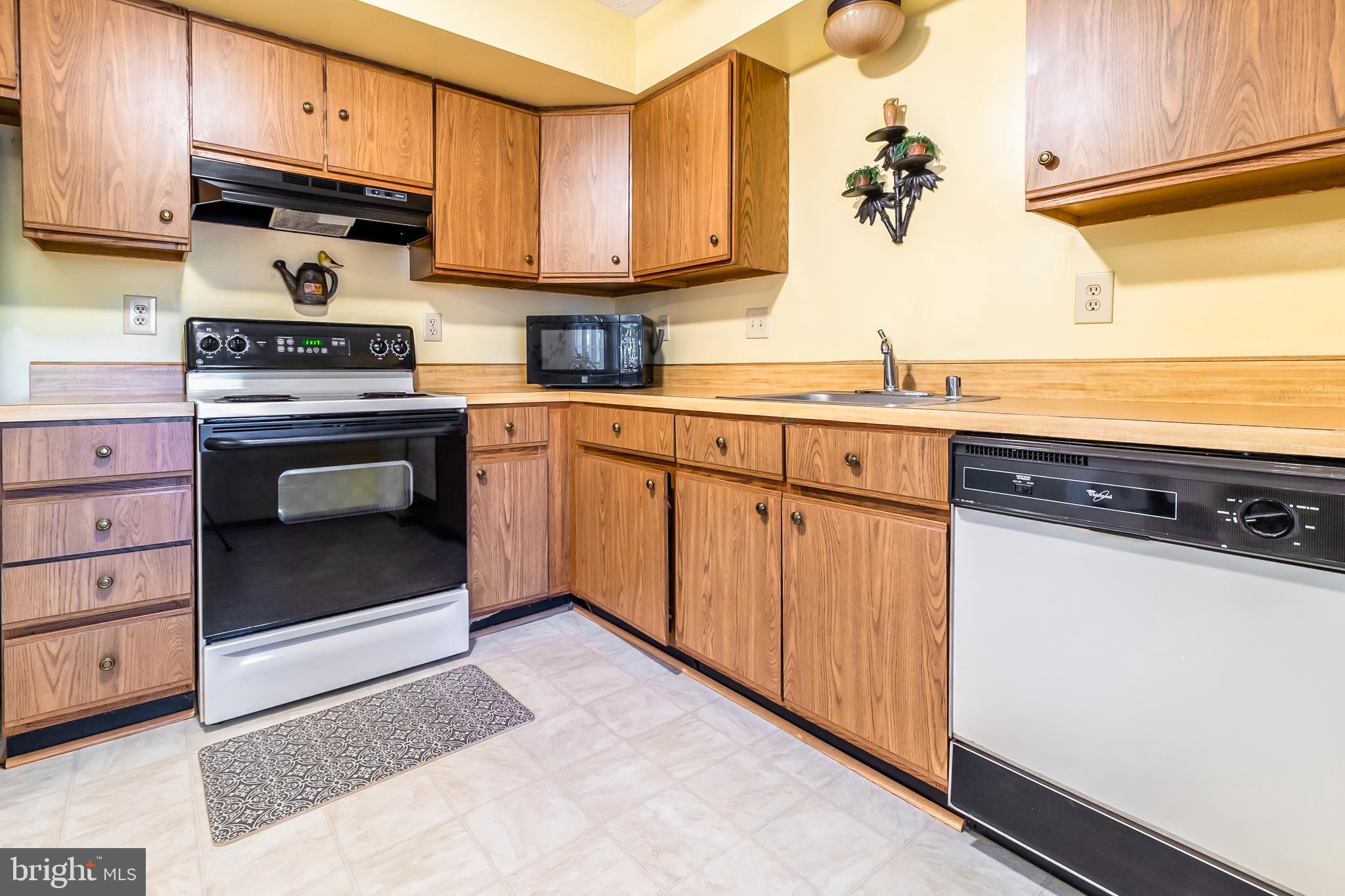 LANCASTER / WESTLAKE VILLAGE - Residential