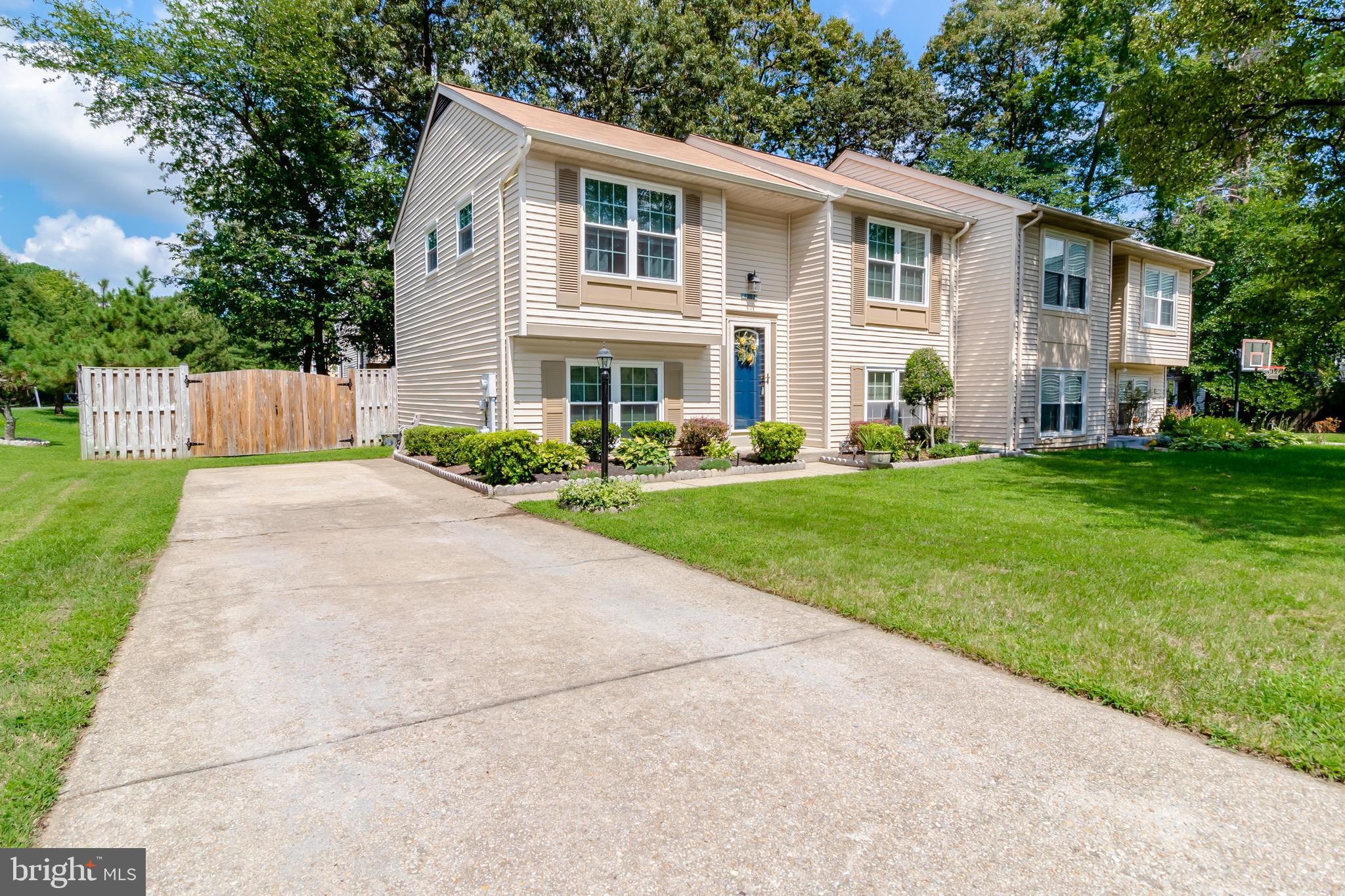 LANCASTER / WESTLAKE VILLAGE - Residential