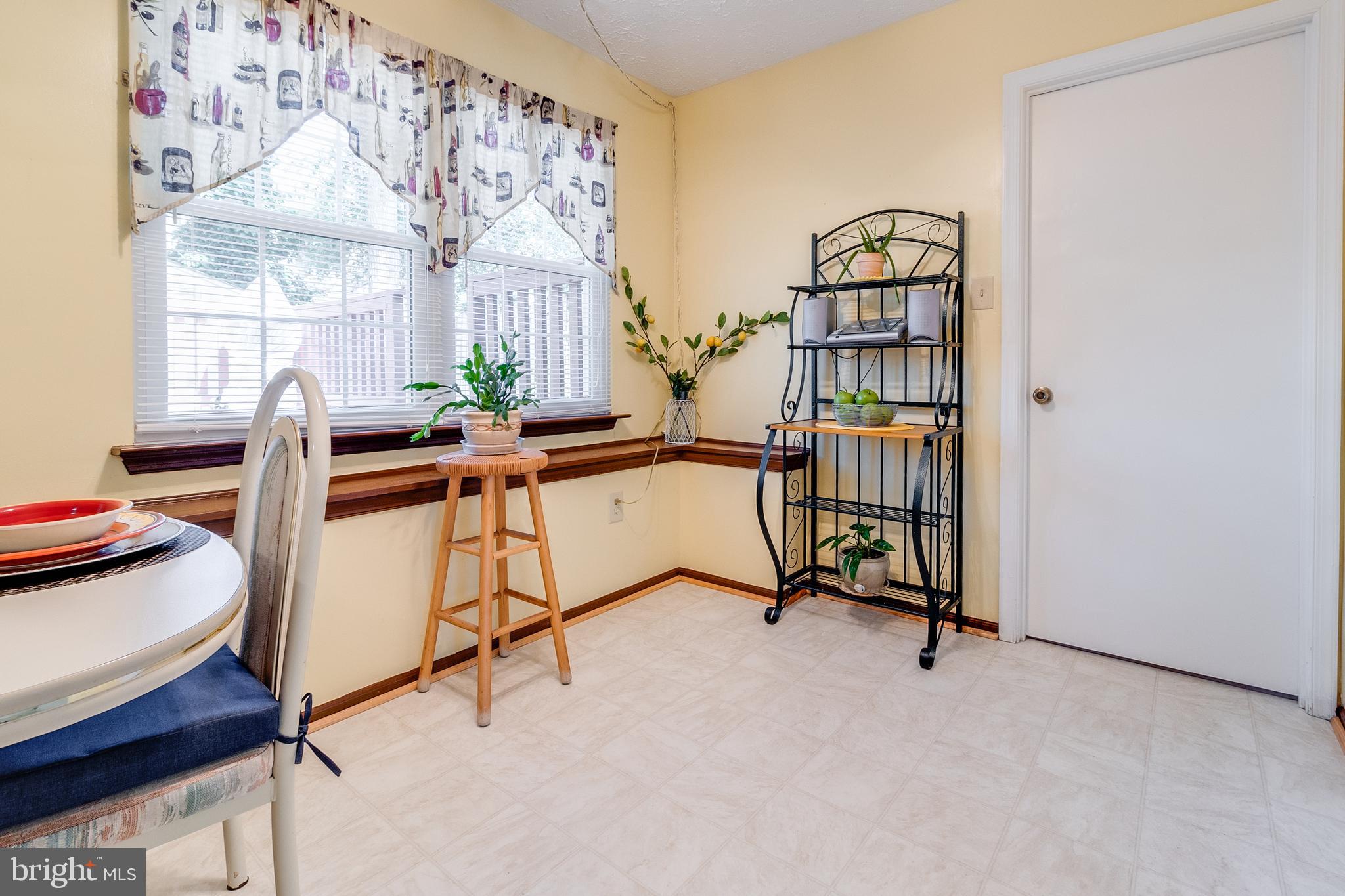 LANCASTER / WESTLAKE VILLAGE - Residential