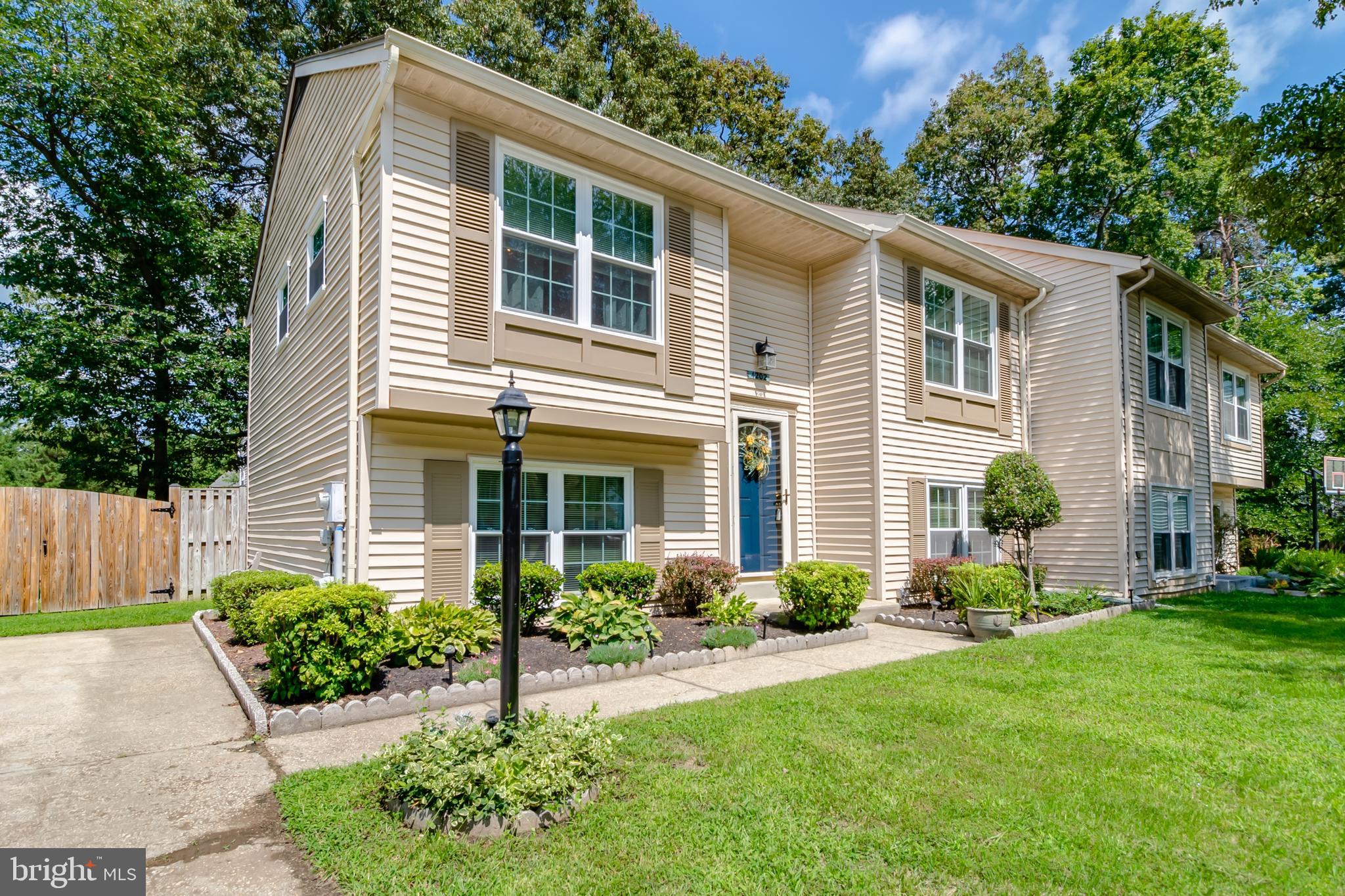 LANCASTER / WESTLAKE VILLAGE - Residential