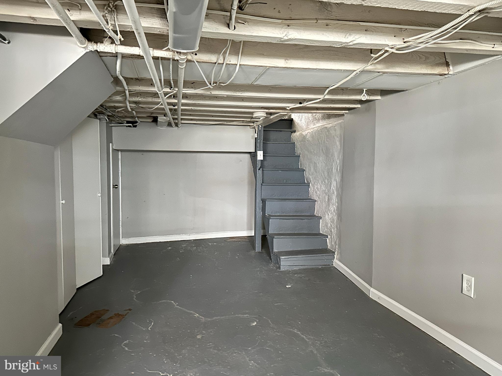 1718 N LAMBERT STREET 1