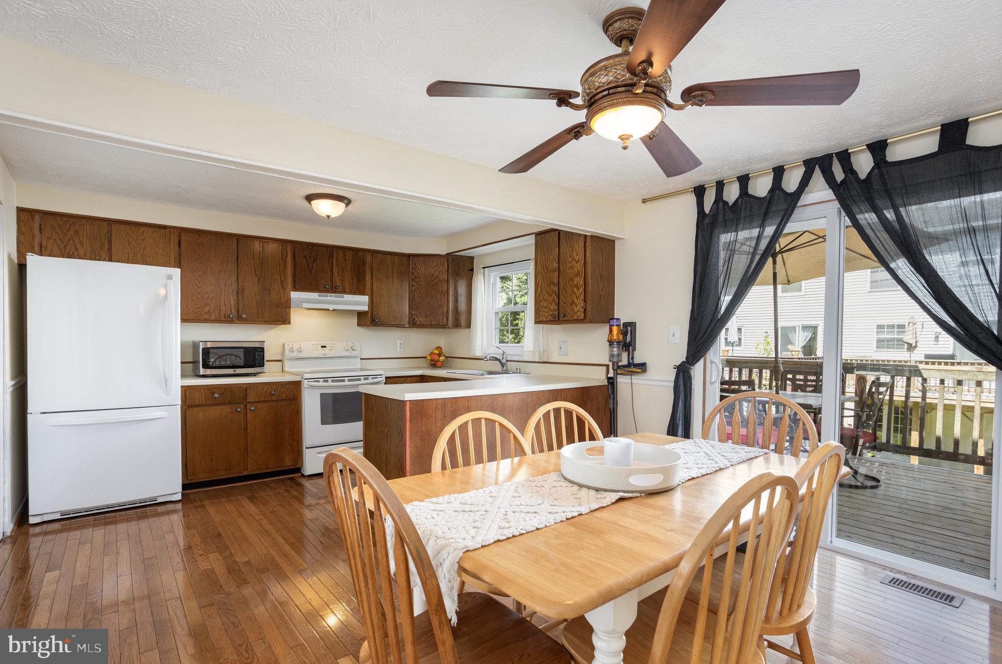 906 RICHWOOD ROAD