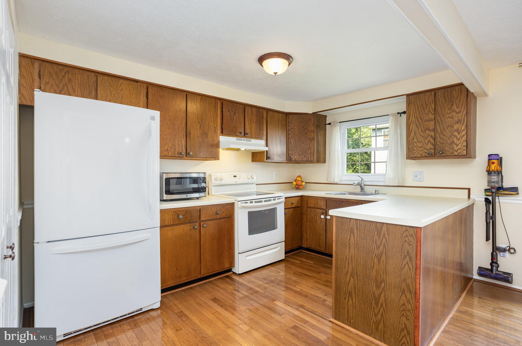 GREENBRIER HILLS - Residential