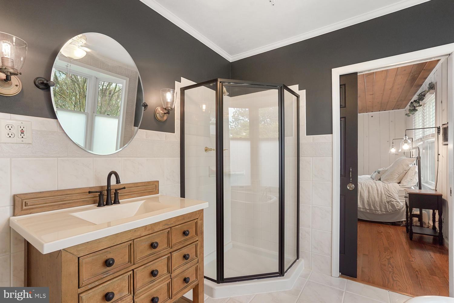 OLNEY SQUARE - Residential