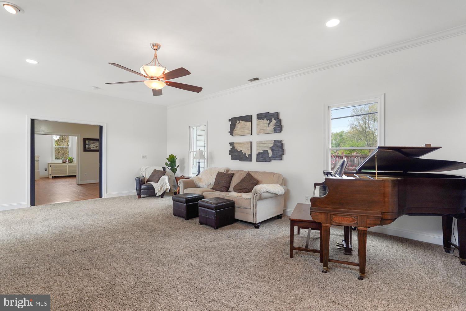 OLNEY SQUARE - Residential