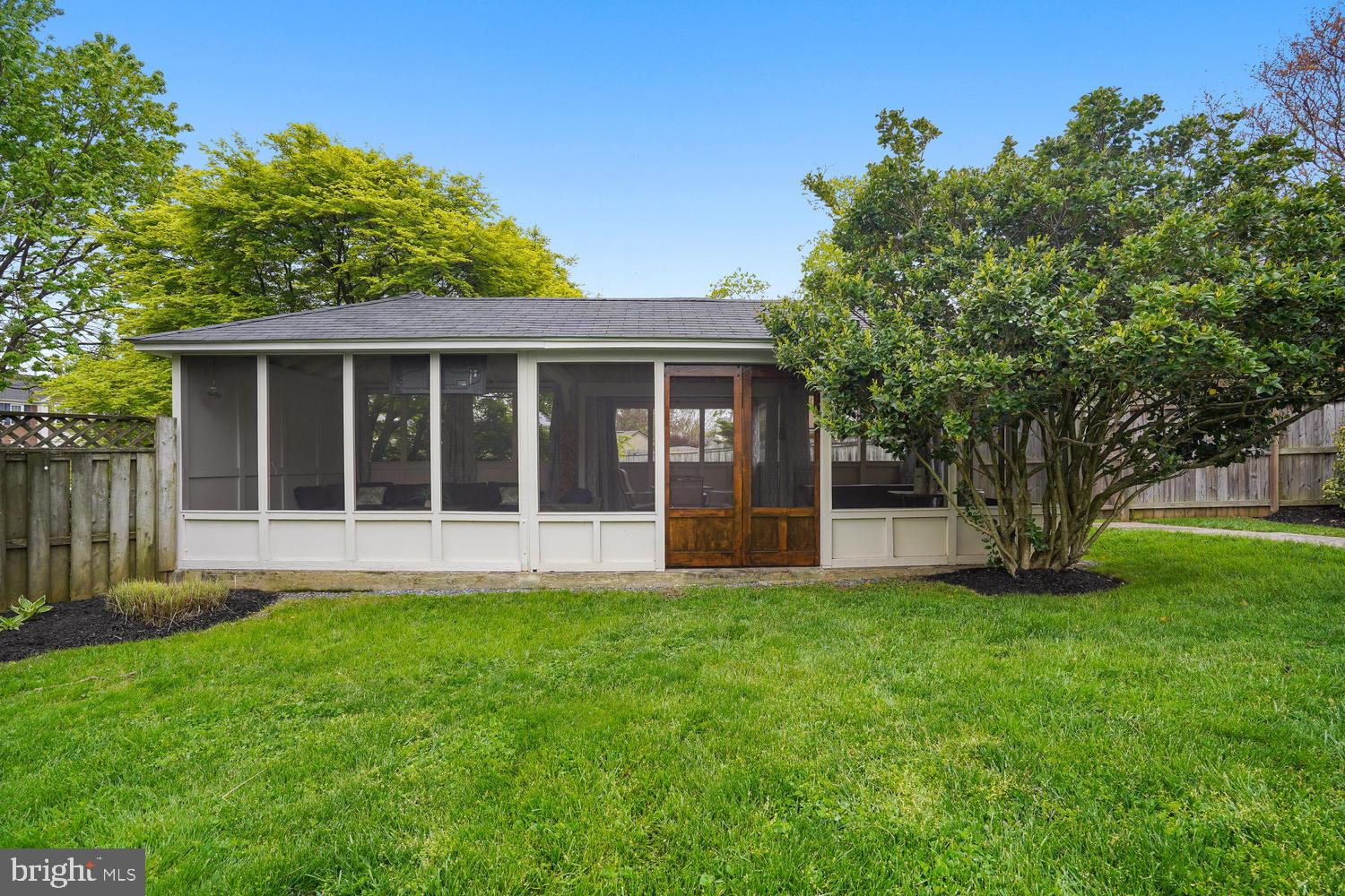 OLNEY SQUARE - Residential