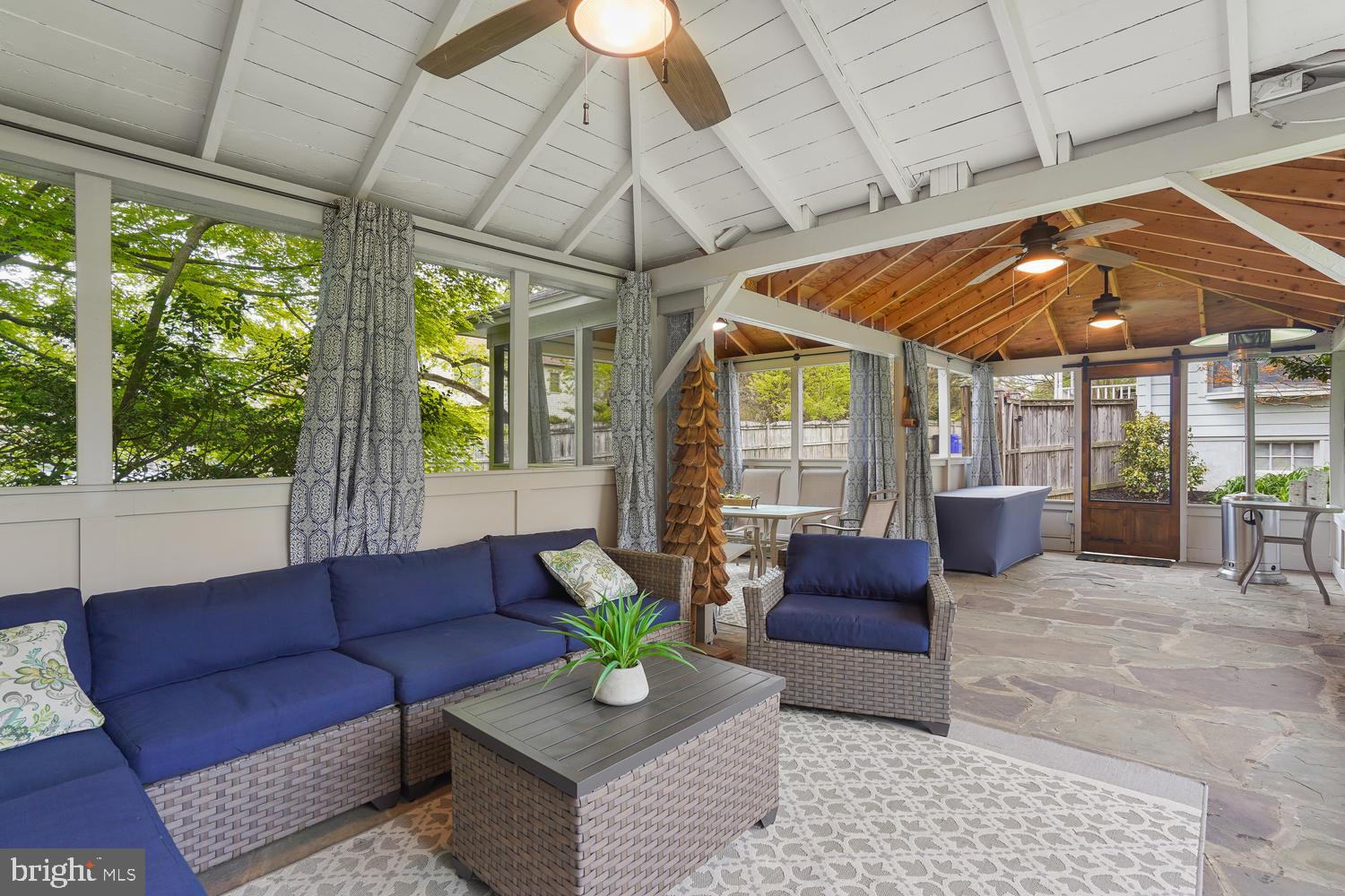 OLNEY SQUARE - Residential