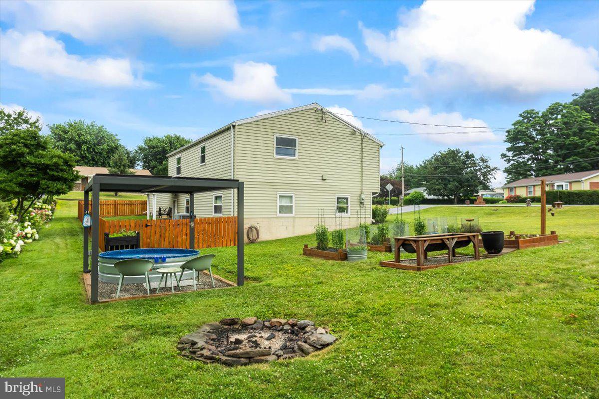 1615 GREENWOOD DRIVE