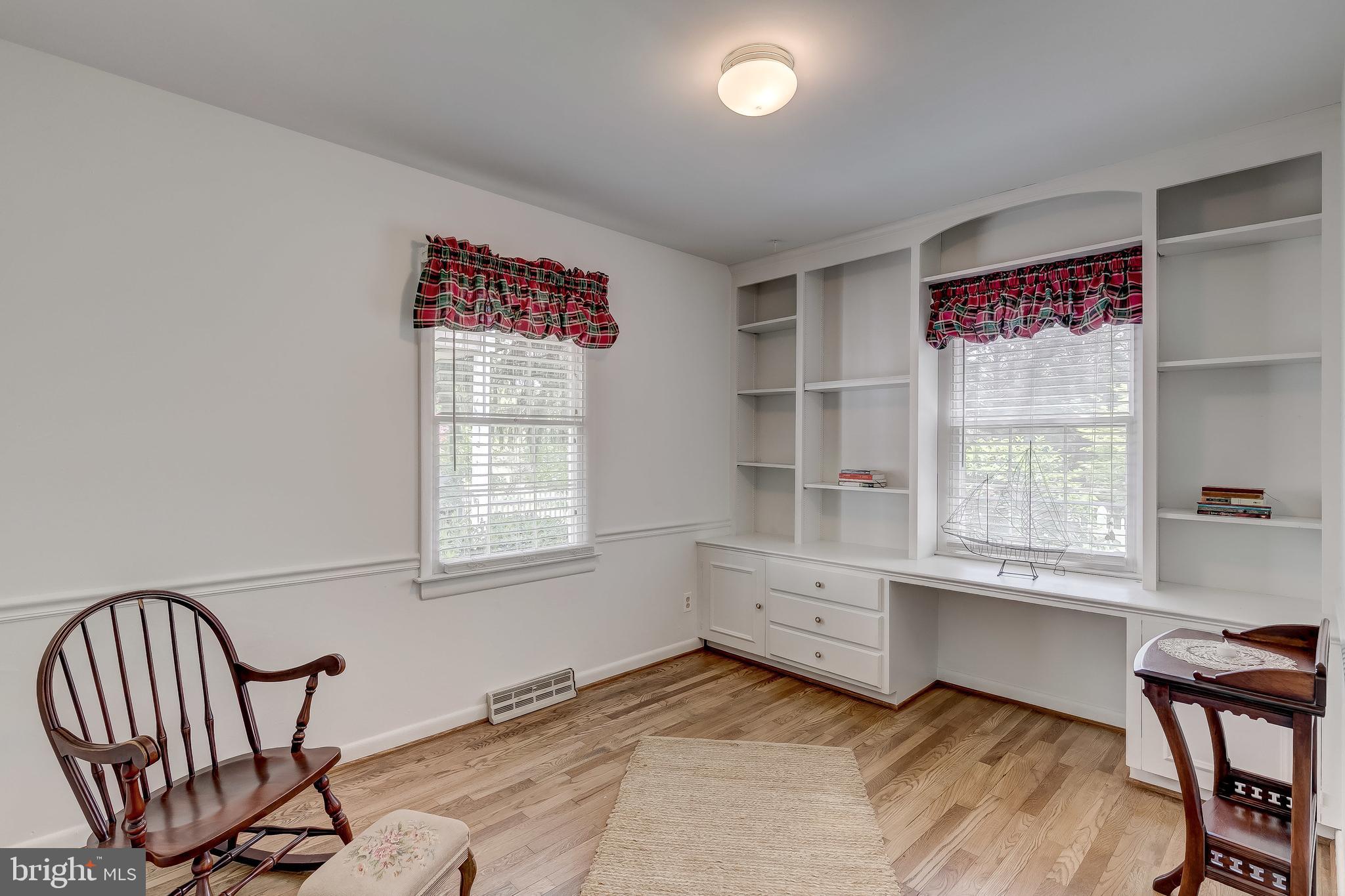 PADONIA CROSSING - Residential