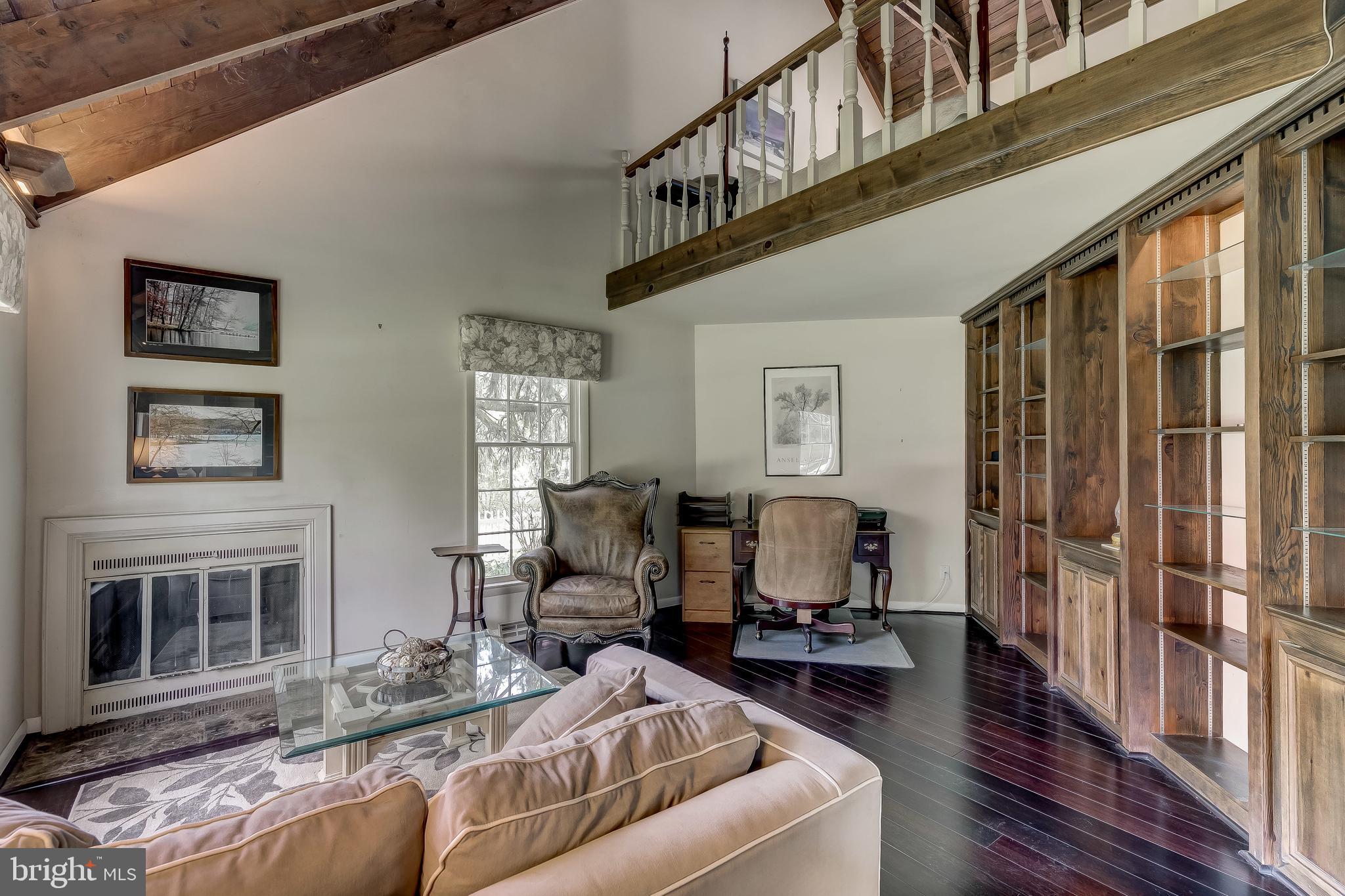 PADONIA CROSSING - Residential