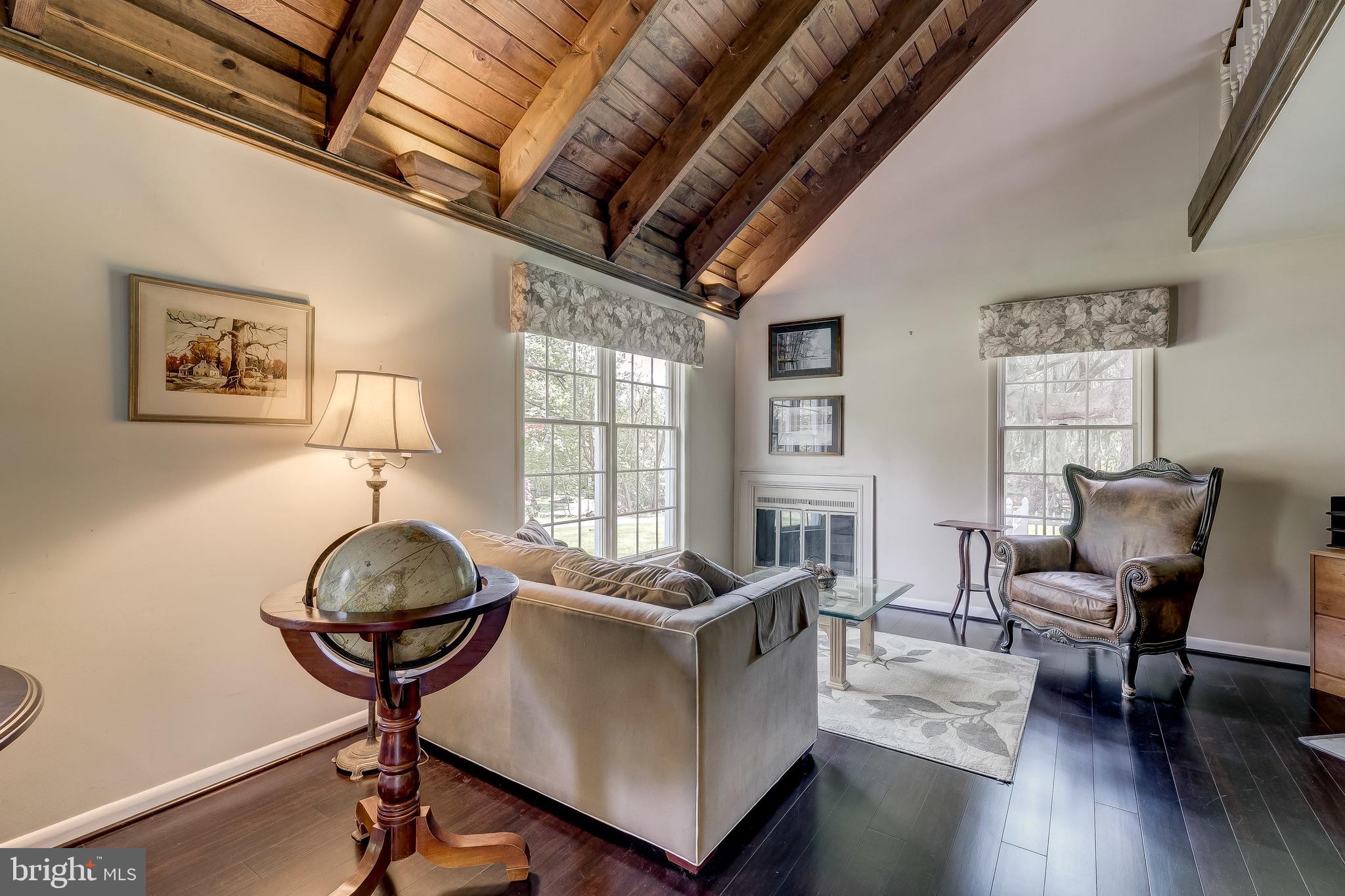 PADONIA CROSSING - Residential