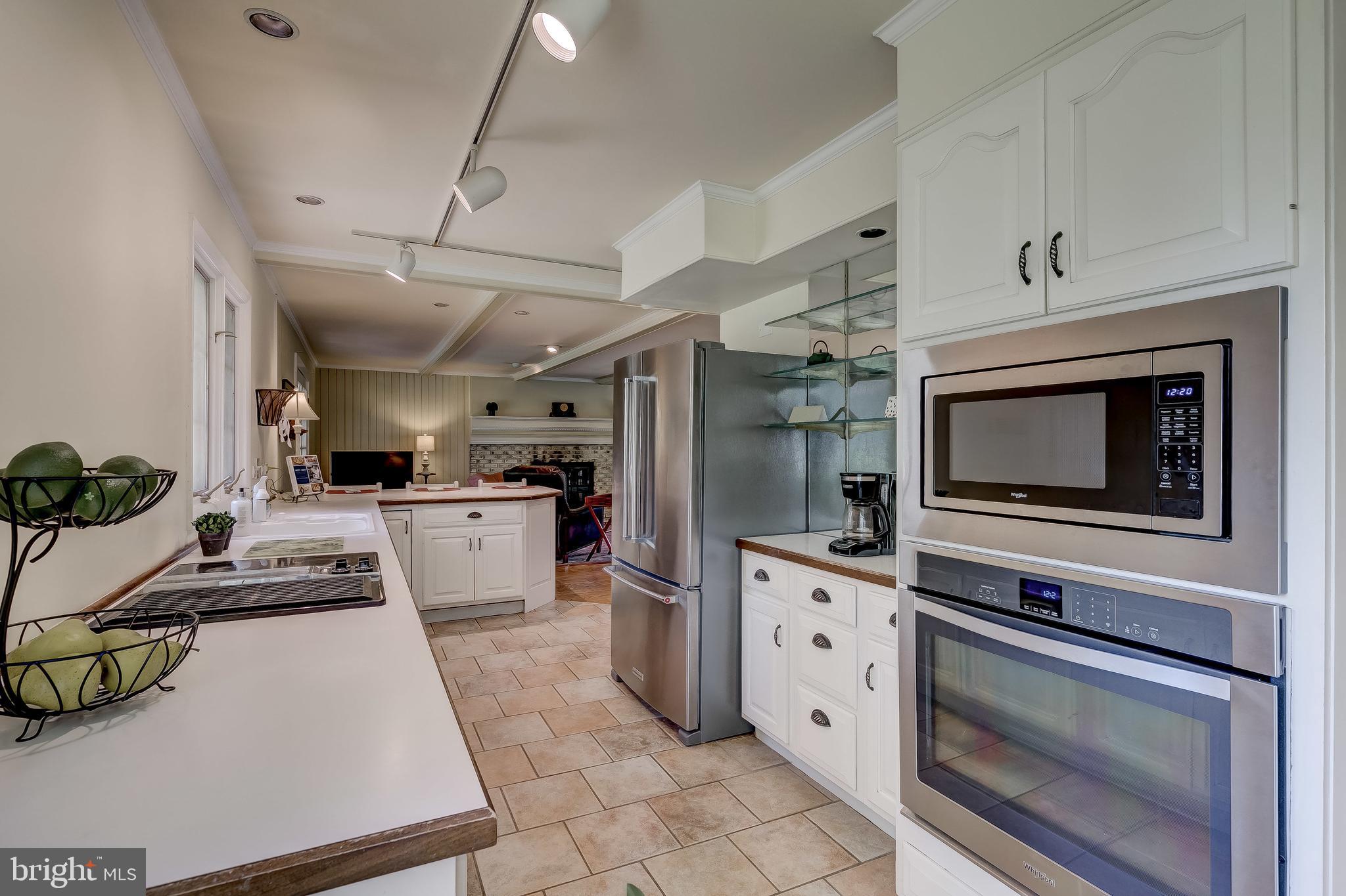 PADONIA CROSSING - Residential