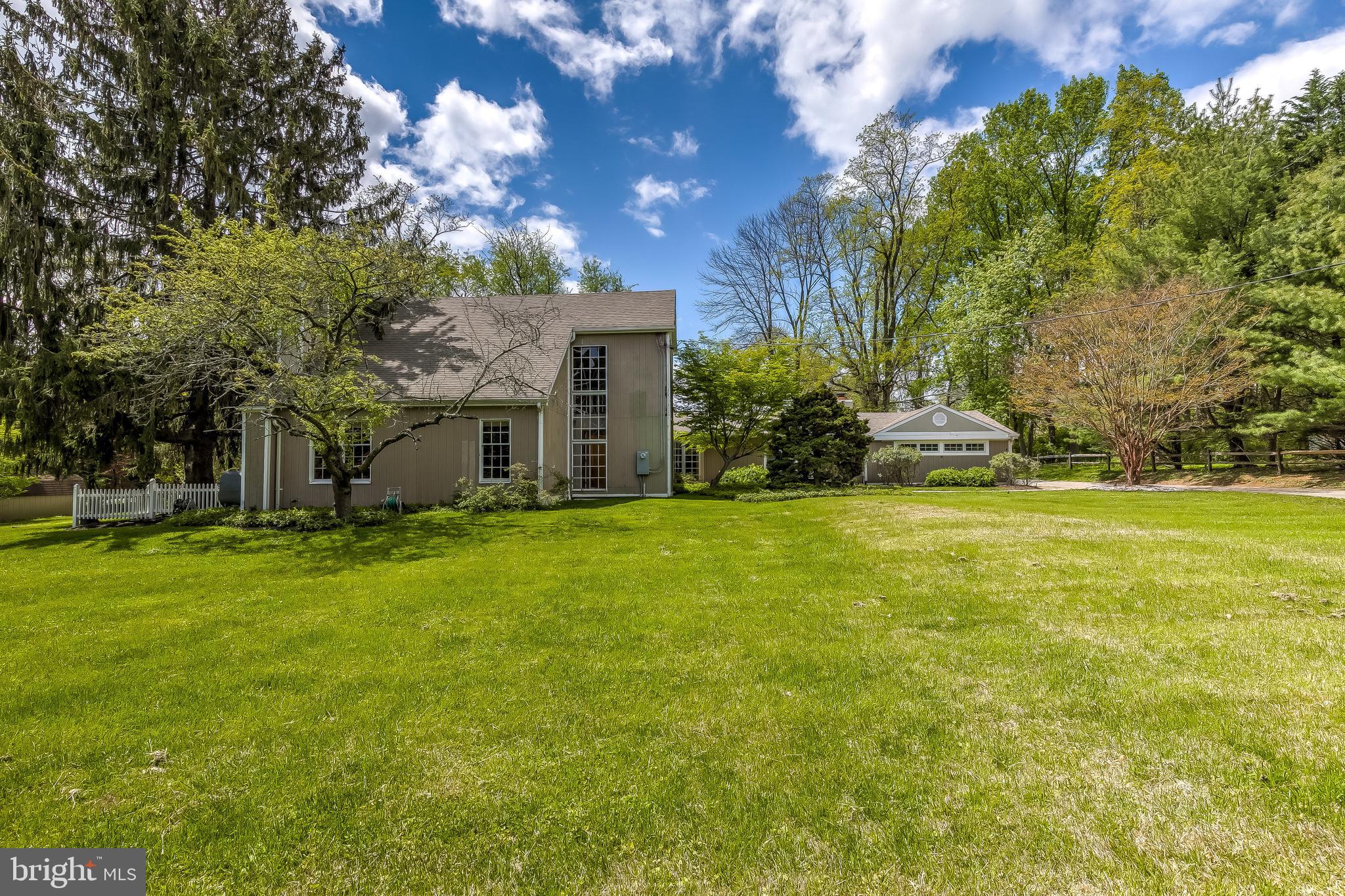 PADONIA CROSSING - Residential